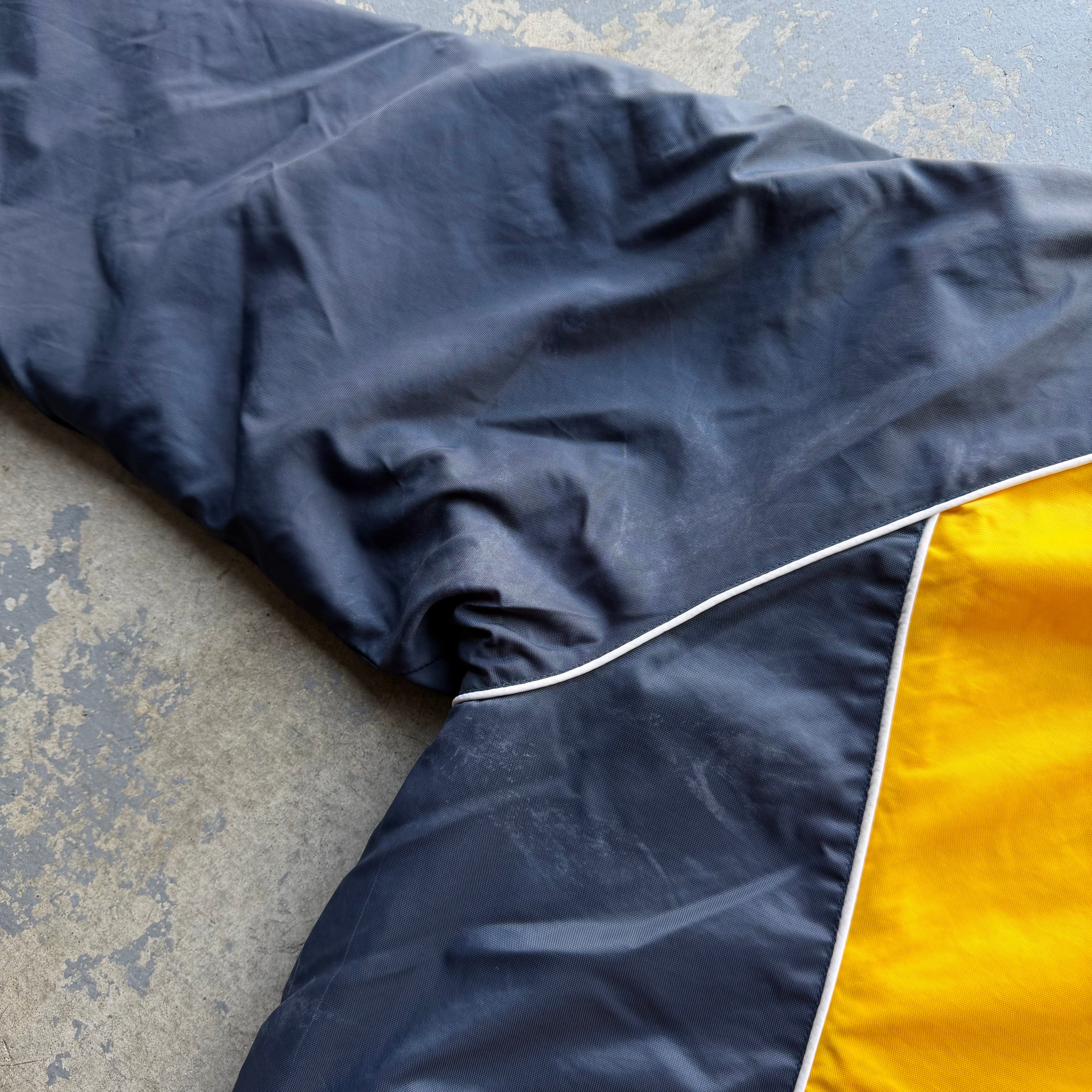00’S CHARGERS REVERSIBLE FLEECE JACKET (M)