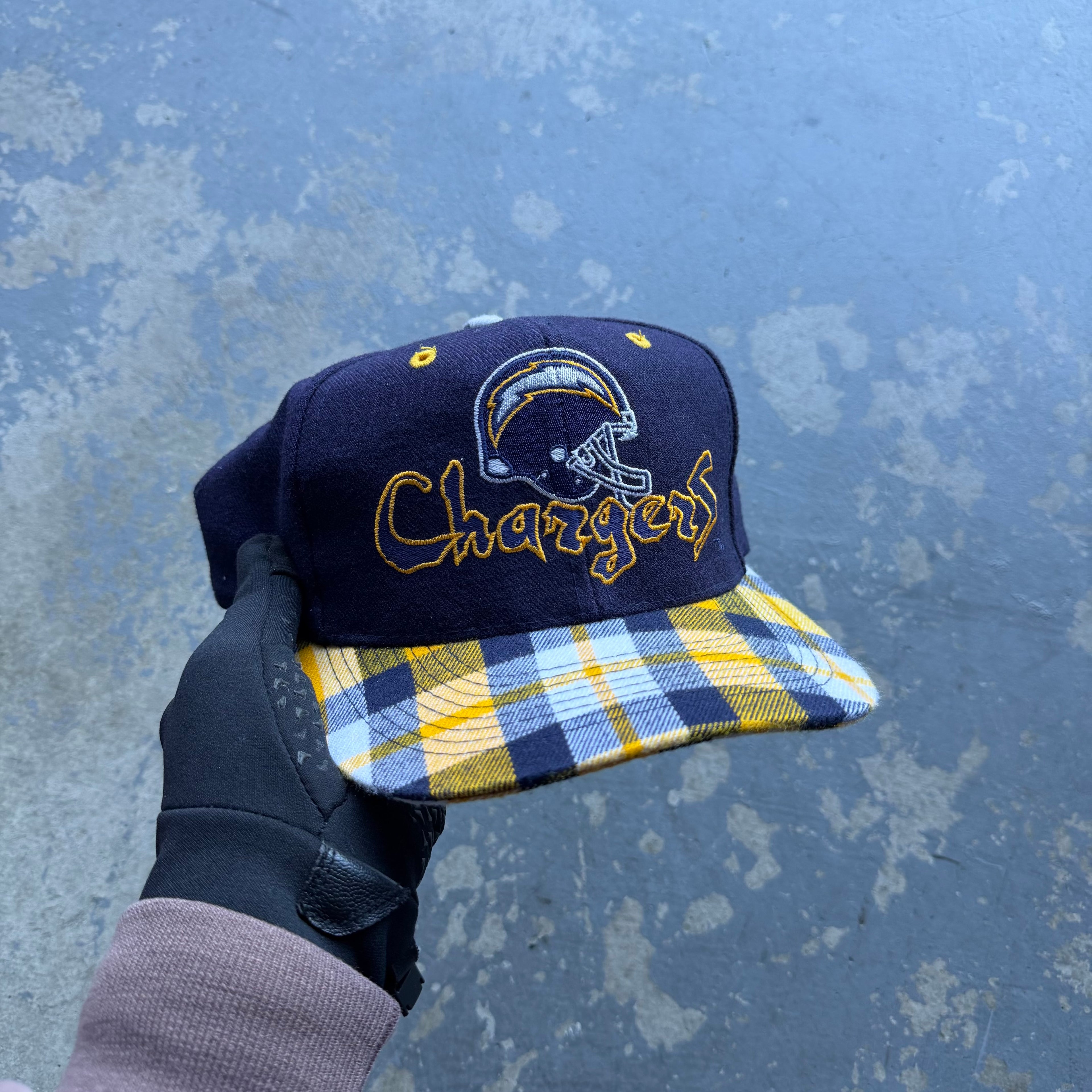 90'S CHARGERS PLAID HAT