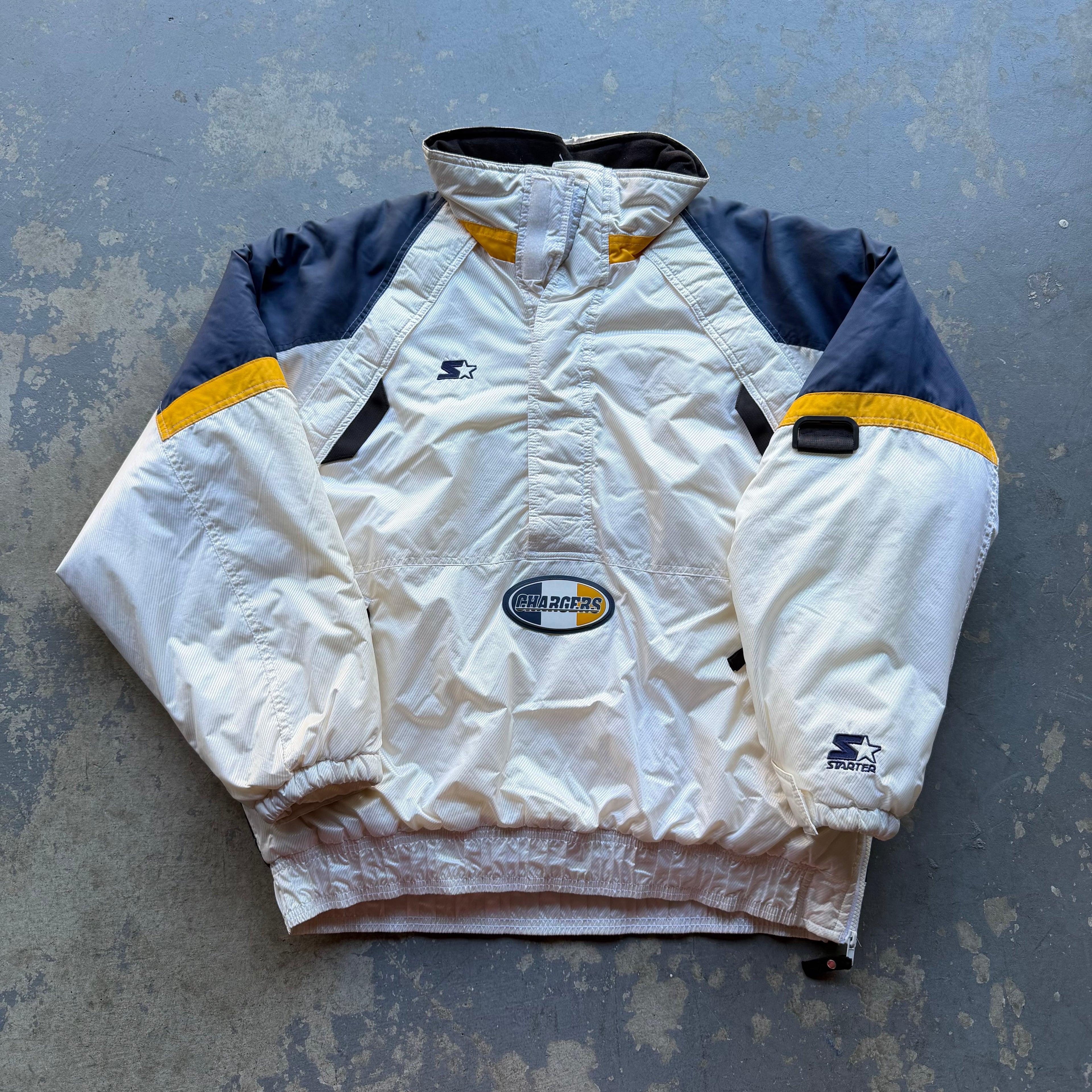 90’S CHARGERS STARTER PRO LINE WHITE PULLOVER PUFFER JACKET (L)