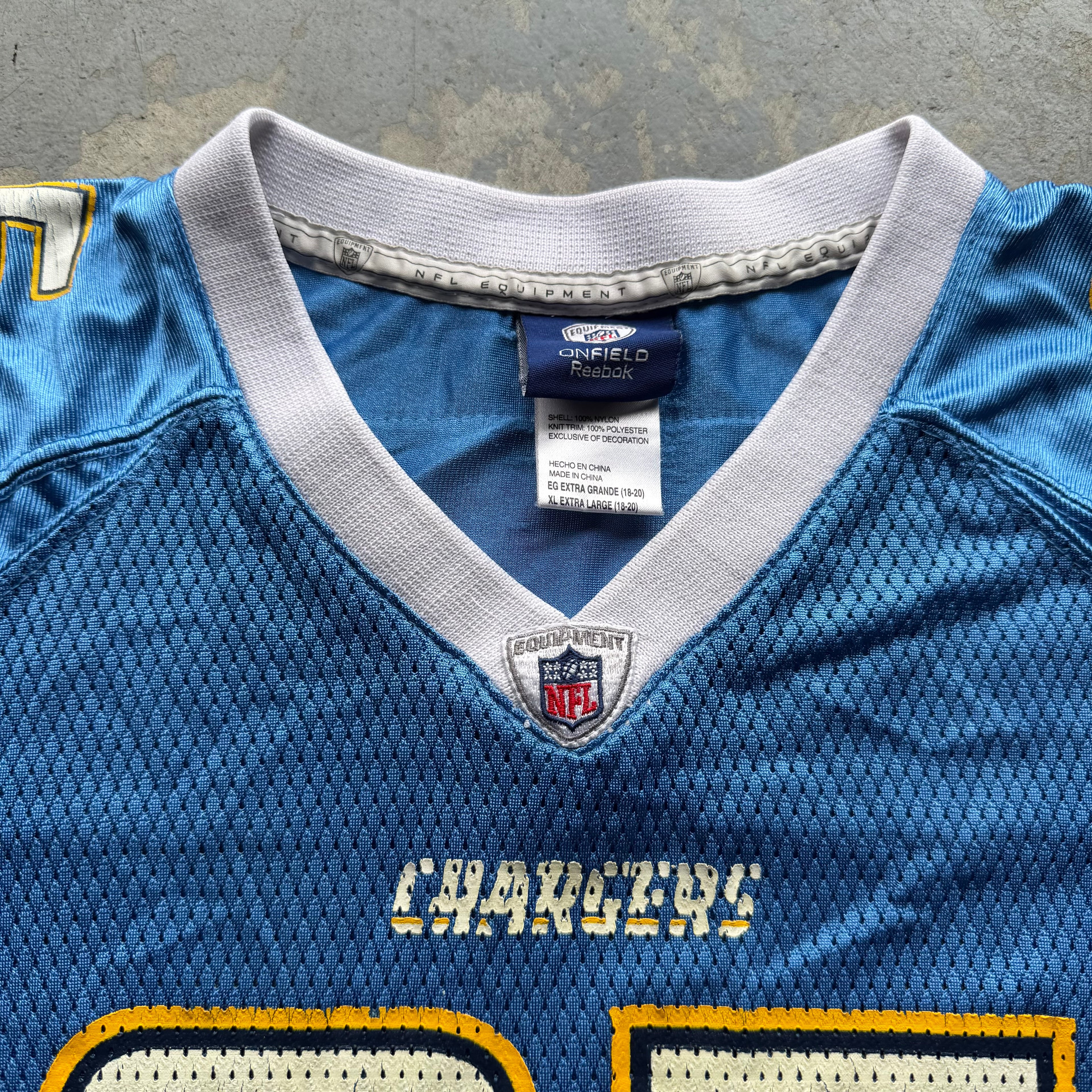 00’S REEBOK CHARGERS ANTONIO GATES POWDER BLUE JERSEY (YOUTH XL) FITS ADULT MEDIUM