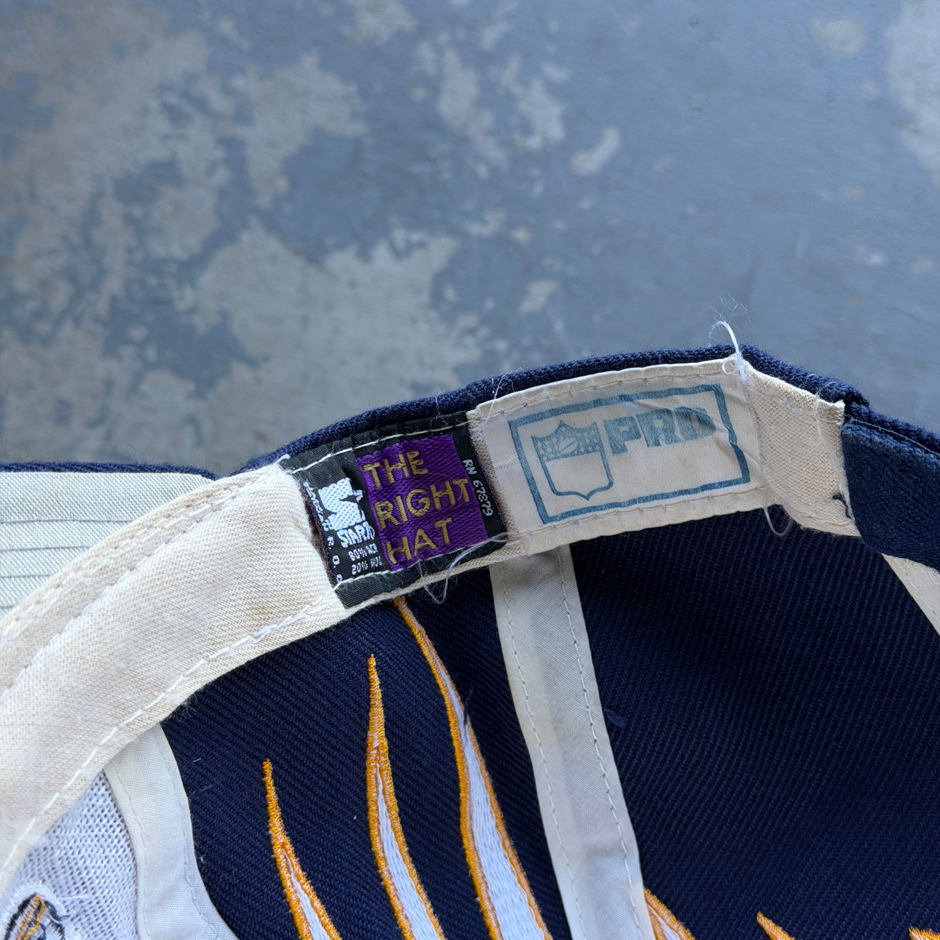 90'S STARTER CHARGERS SHOCKWAVE SPLIT HAT