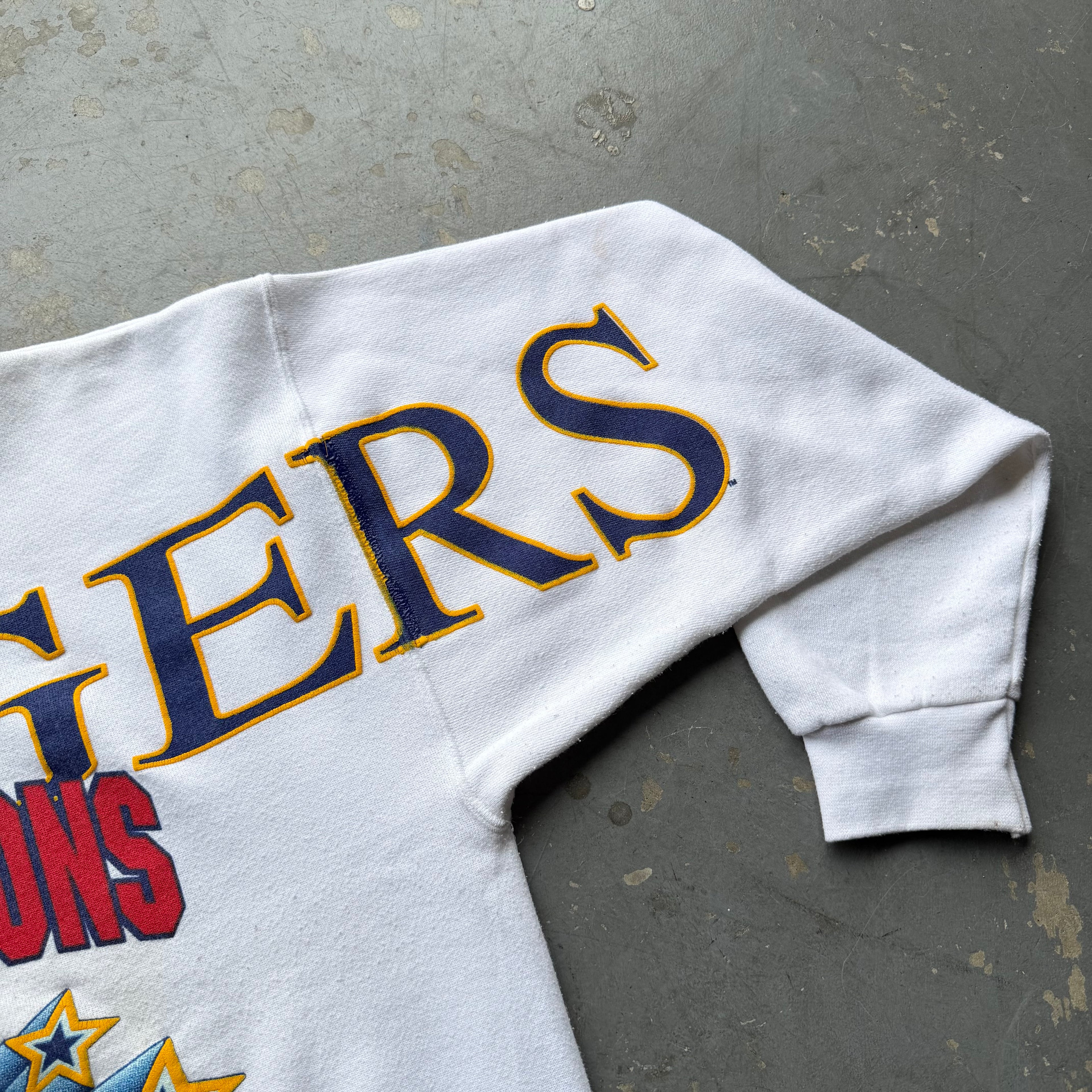 1995 CHARGERS AFC CHAMPIONS WHITE SPELLOUT CREWNECK (XL)