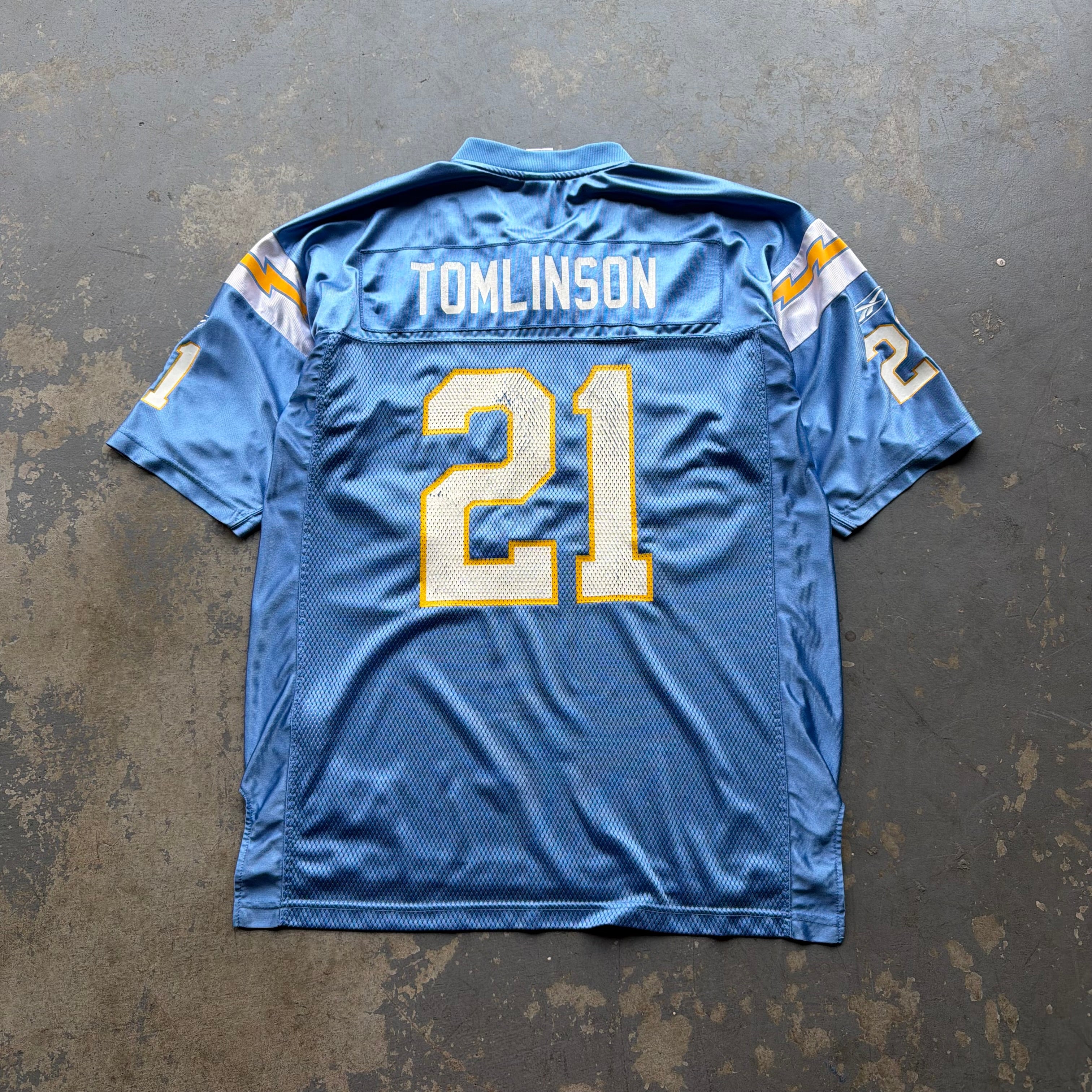 00’S REEBOK CHARGERS LADANIAN TOMLINSON POWDER BLUE JERSEY (L)
