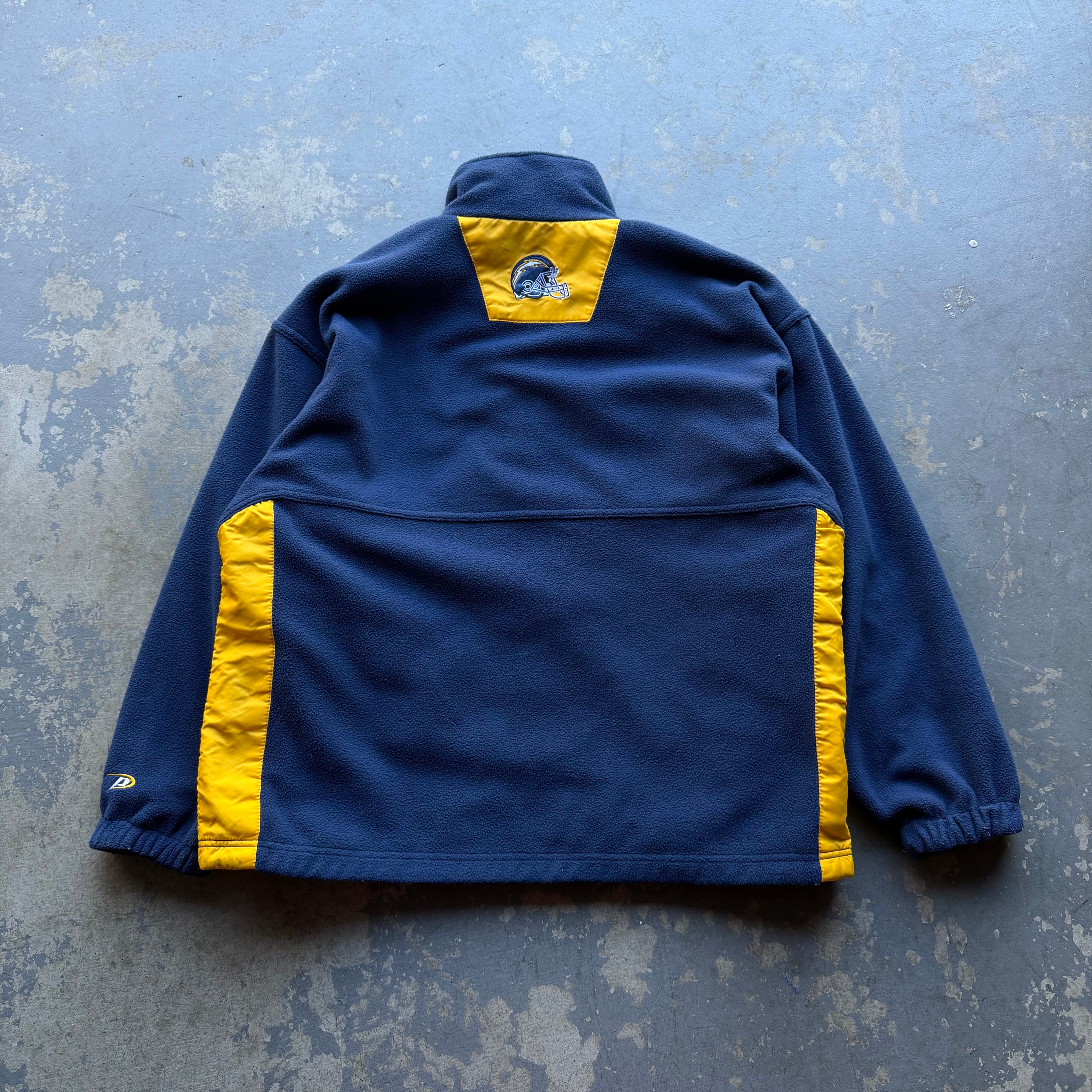 00’S CHARGERS REVERSIBLE PRO PLAYER FLEECE JACKET (L)