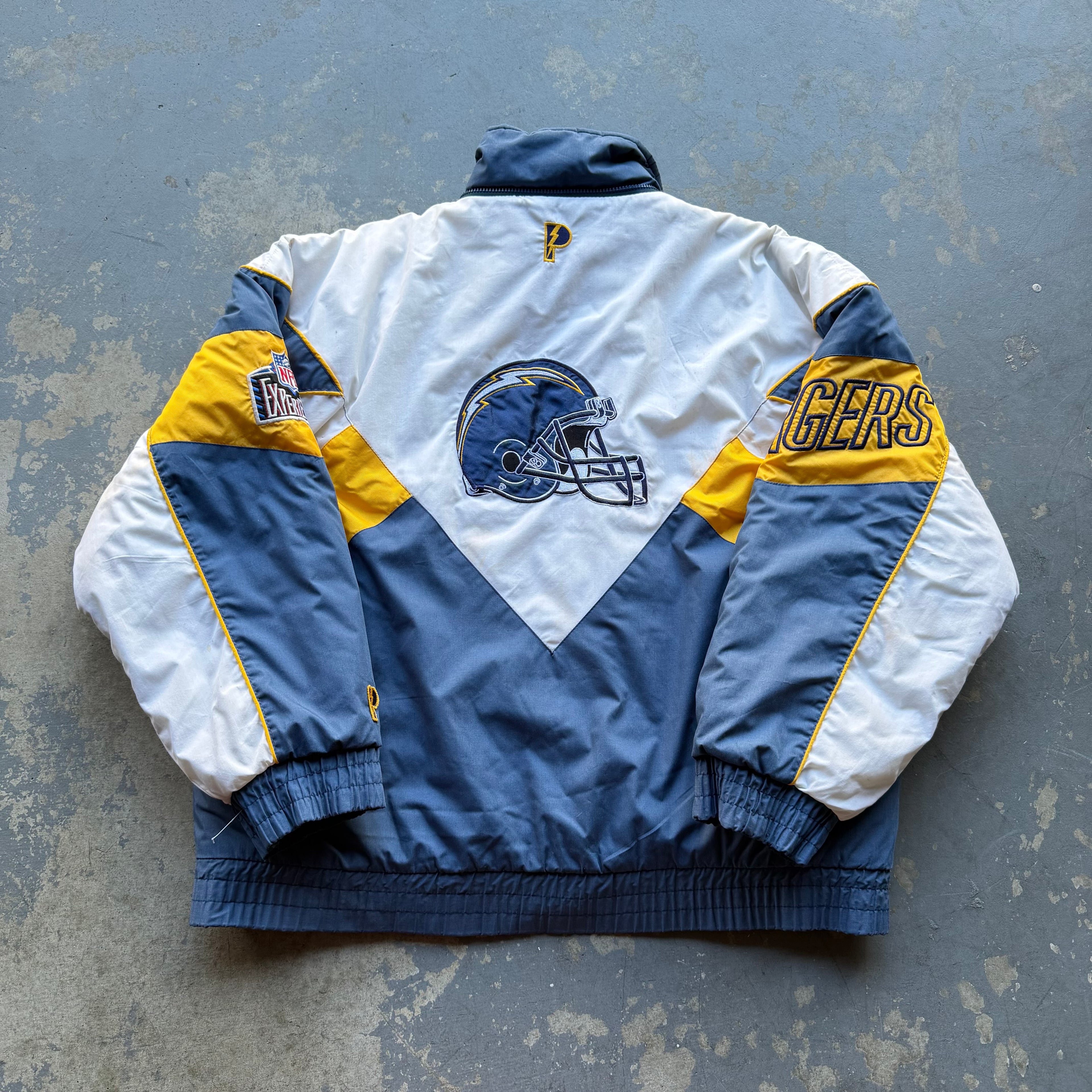 90’S CHARGERS NFL EXPERIENCE PRO PLAYER PUFFER JACKET (XL)