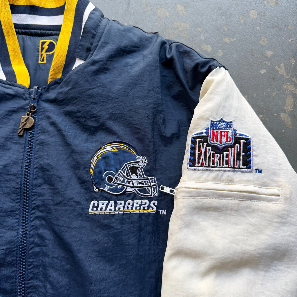 90’S CHARGERS REVERSIBLE PRO PLAYER PUFFER JACKET (XL)