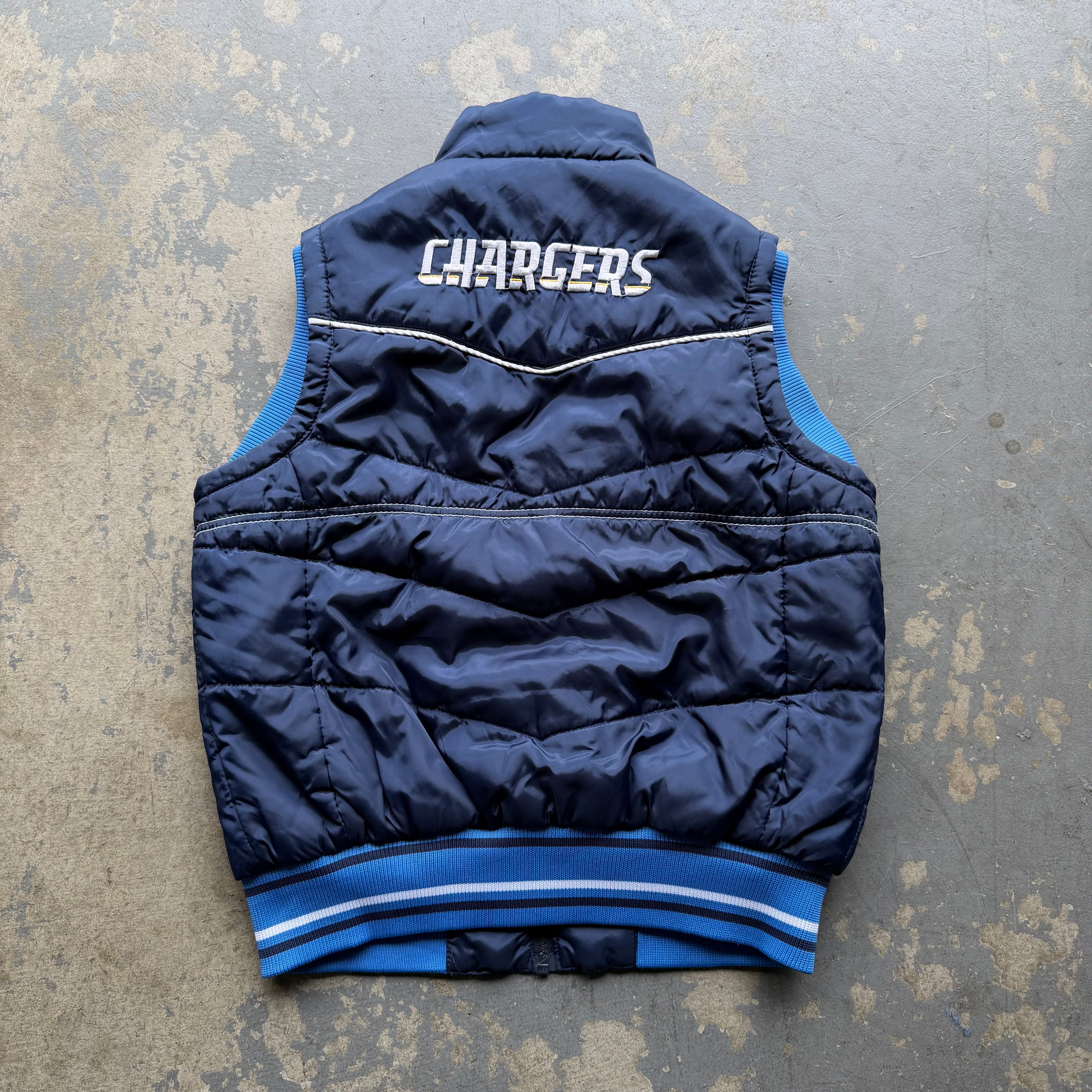 CHARGERS PUFFER VEST (WOMEN’S M)