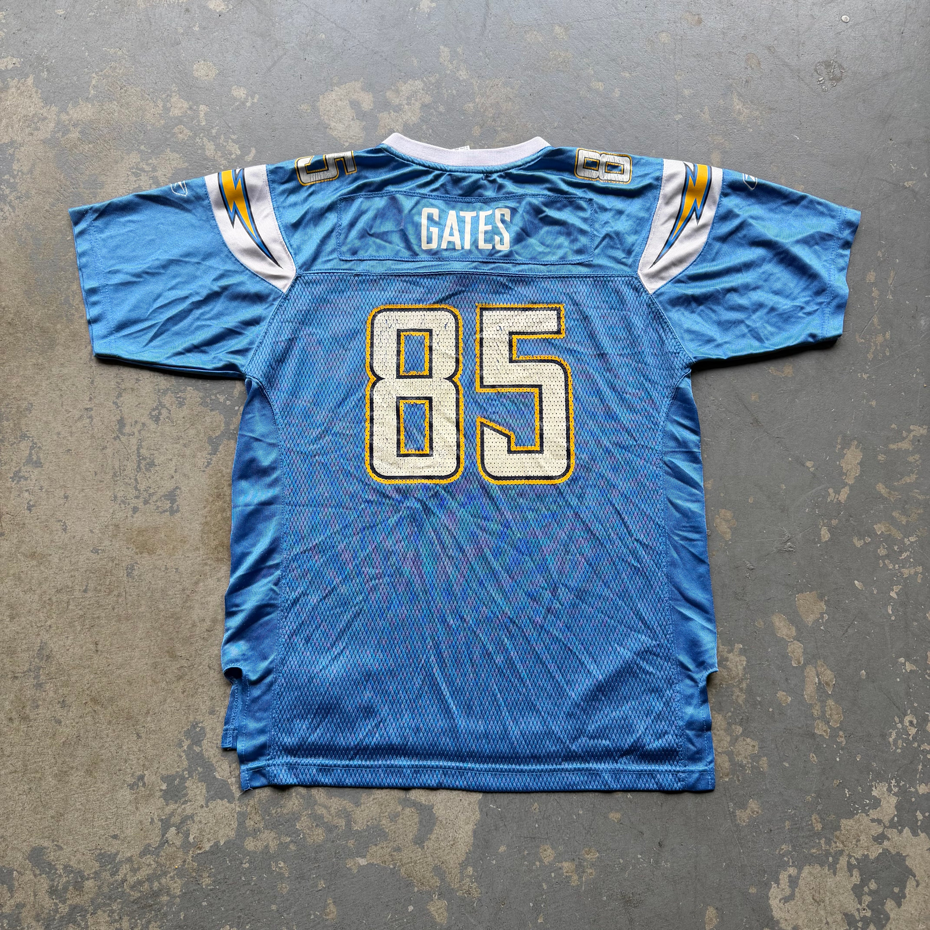 00’S REEBOK CHARGERS ANTONIO GATES POWDER BLUE JERSEY (YOUTH XL) FITS ADULT MEDIUM