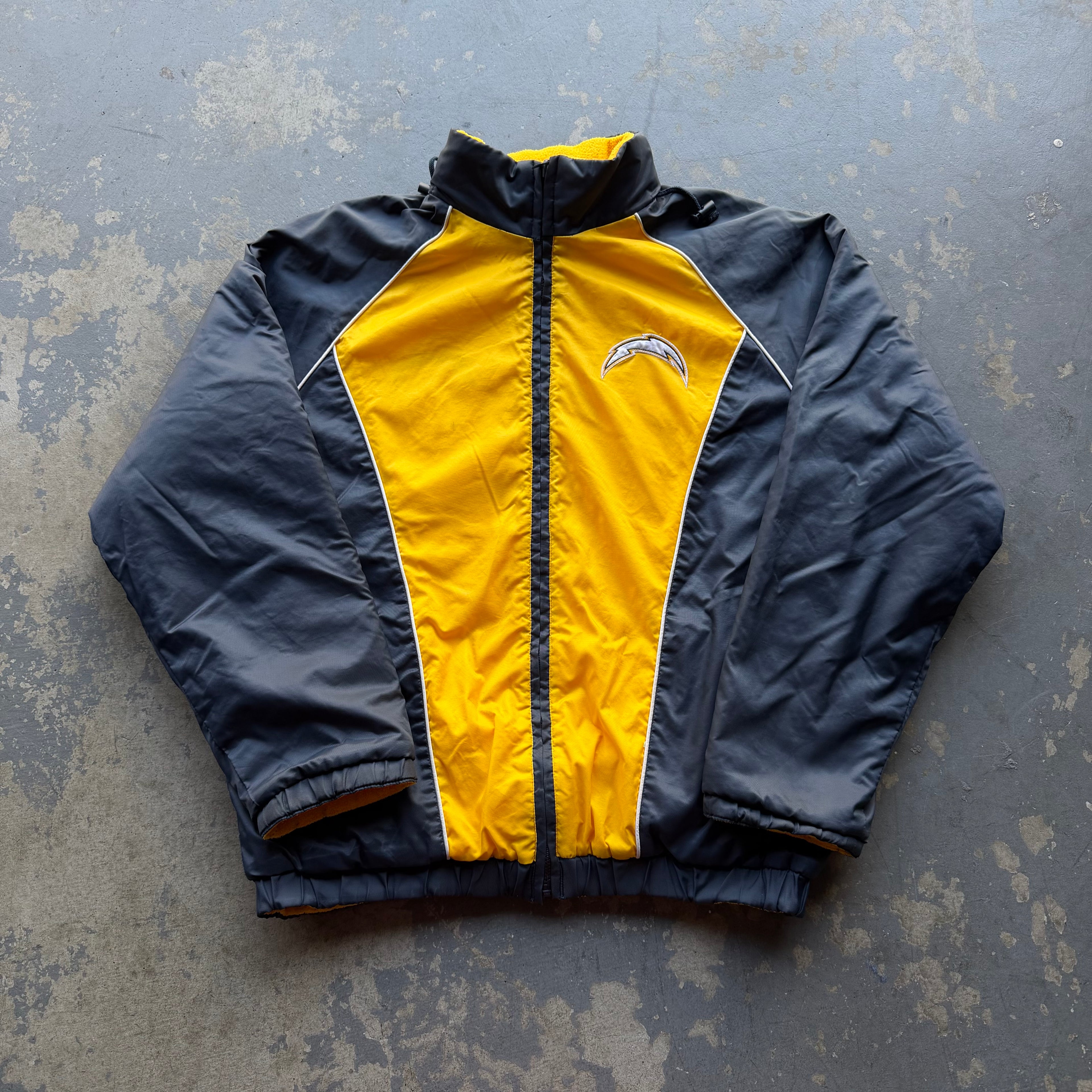 00’S CHARGERS REVERSIBLE FLEECE JACKET (M)