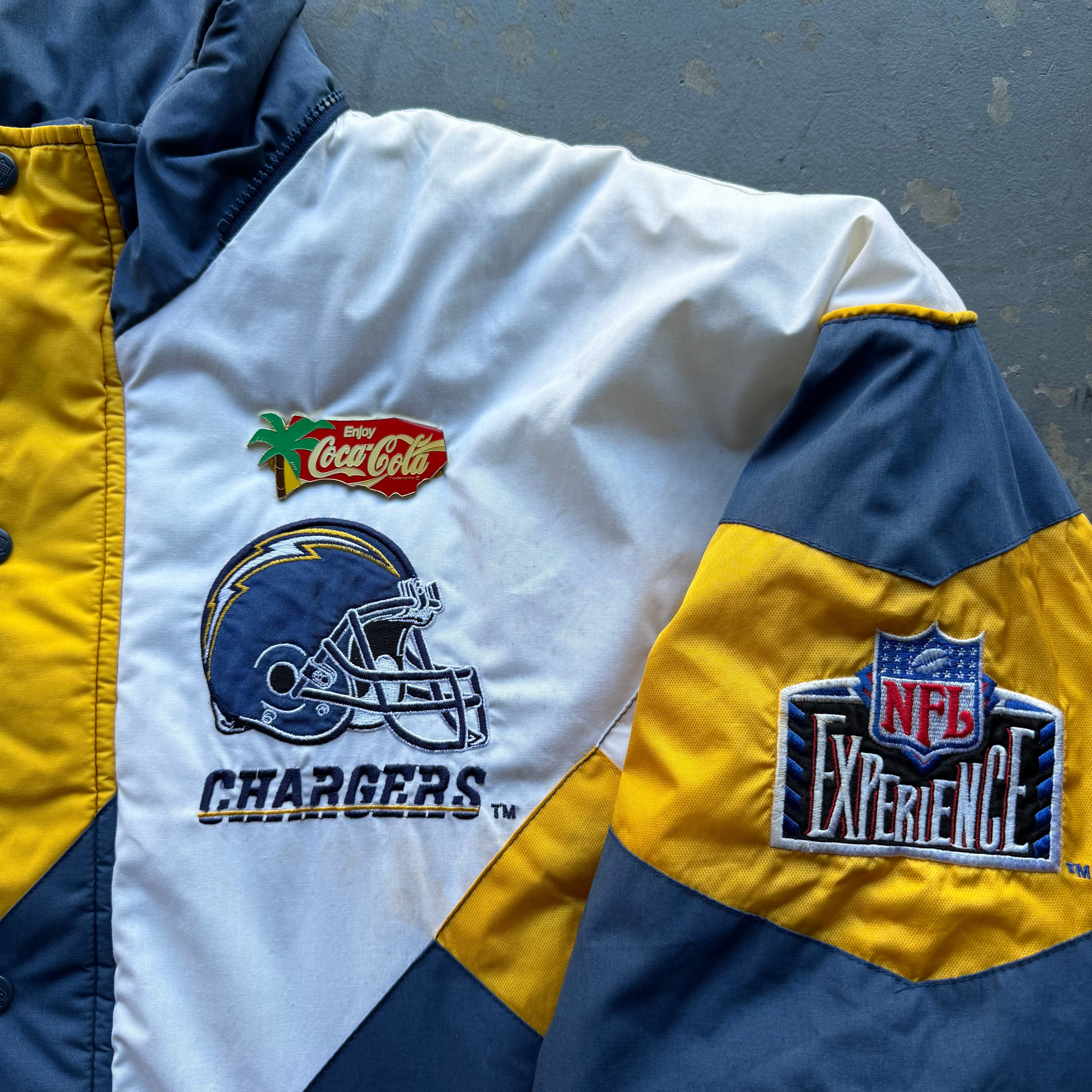 90’S CHARGERS NFL EXPERIENCE PRO PLAYER PUFFER JACKET (XL)