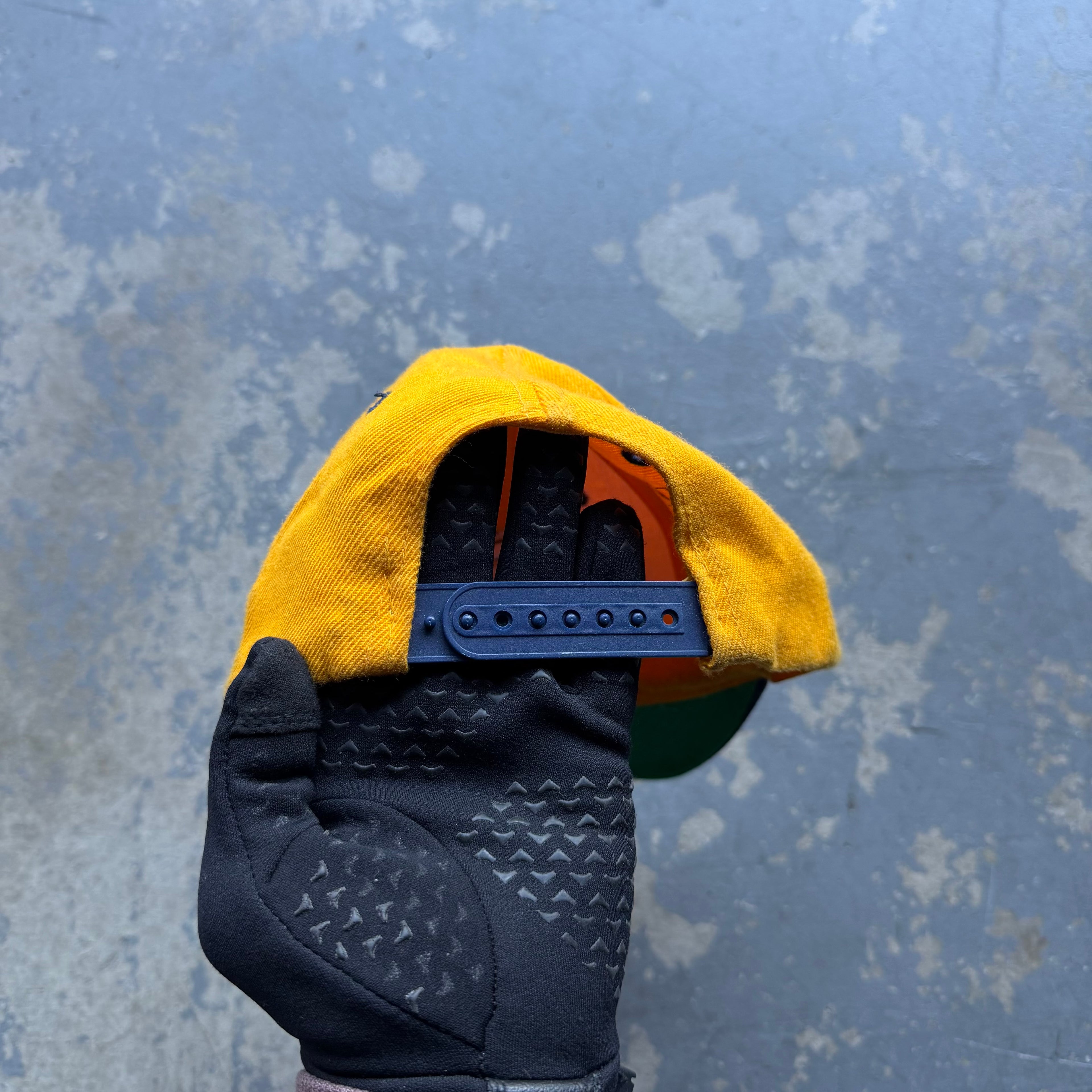 CHARGERS HELMET TWO TONE HAT