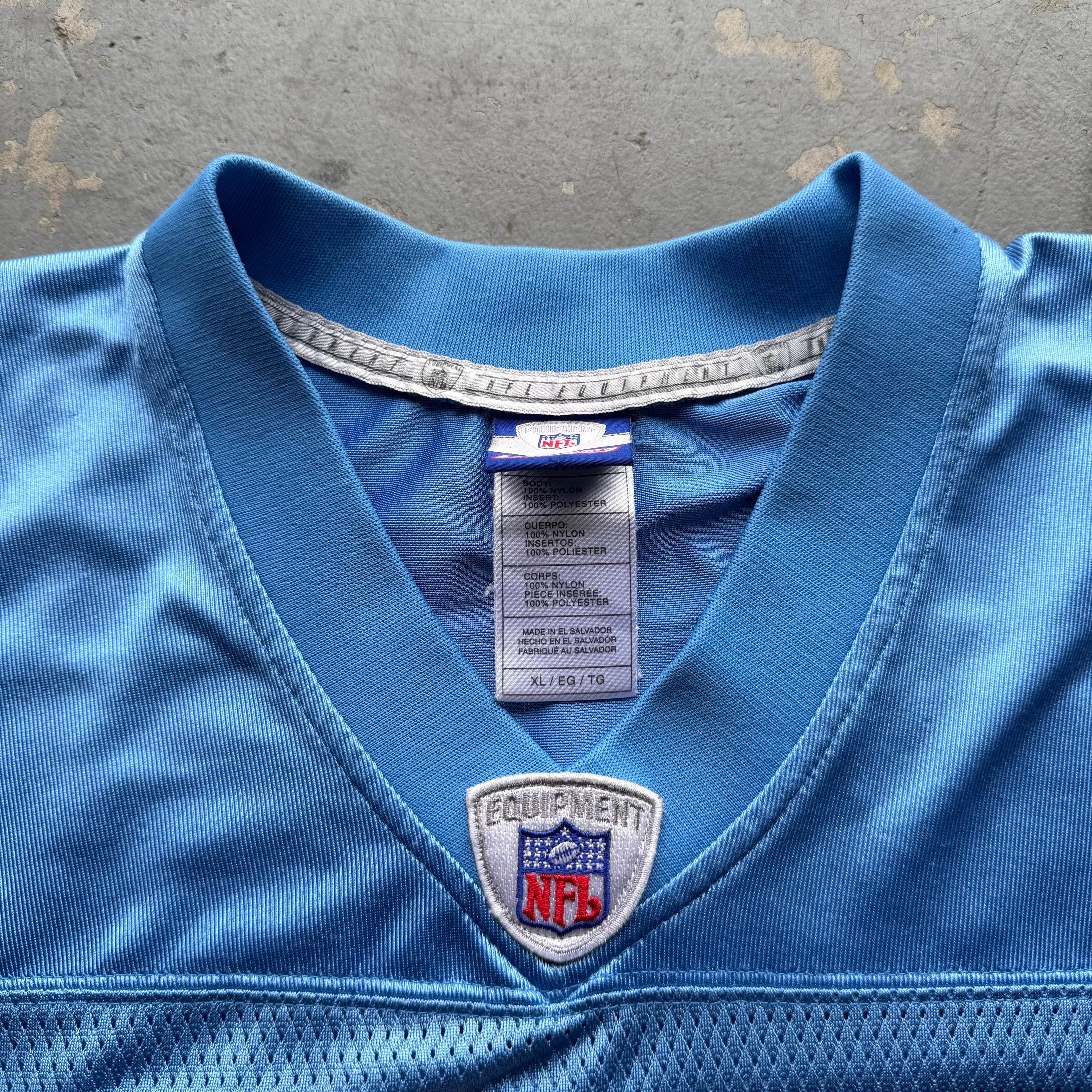 00’S REEBOK CHARGERS LADANIAN TOMLINSON POWDER BLUE JERSEY (XL)