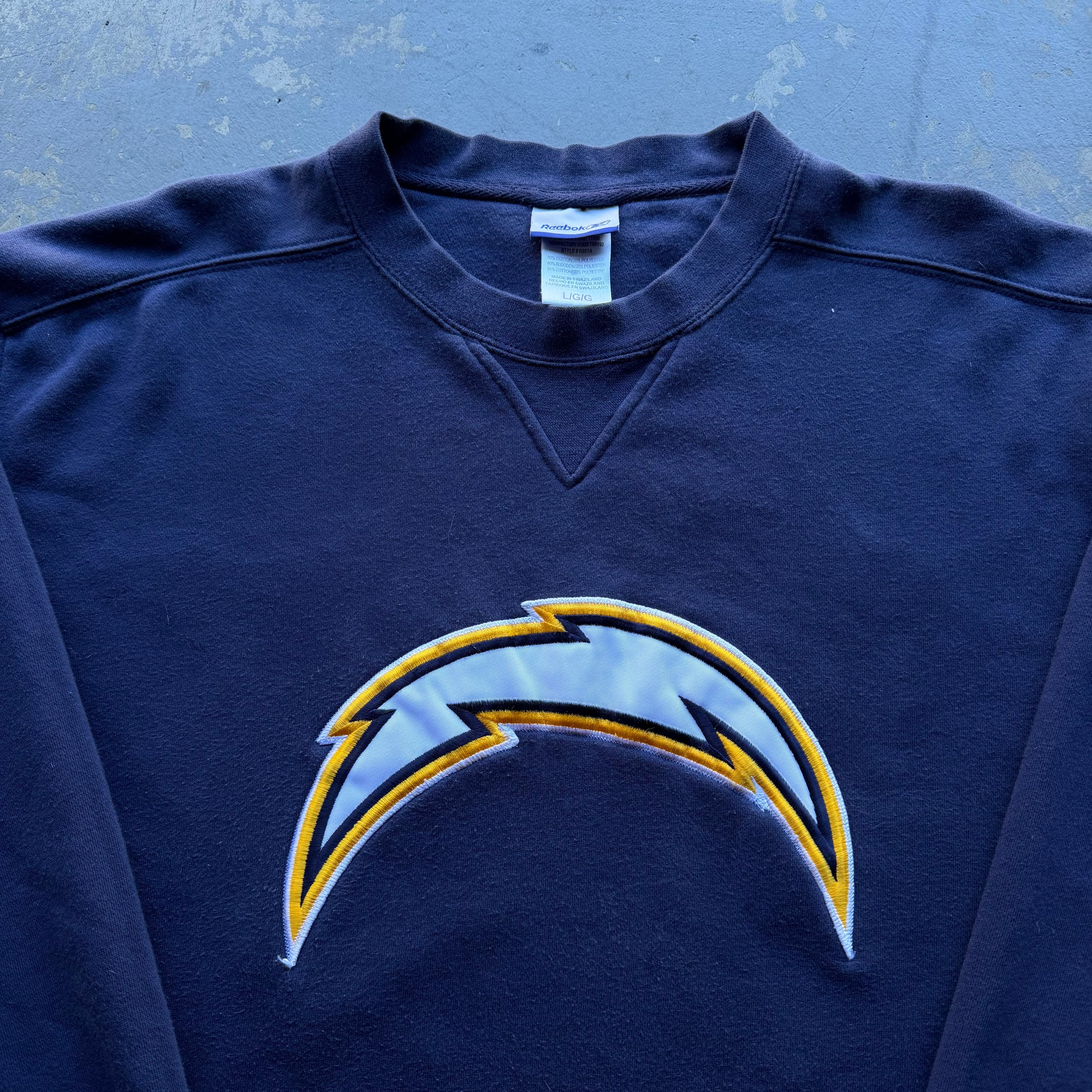 00’S REEBOK CHARGERS BOLT CREWNECK (L)