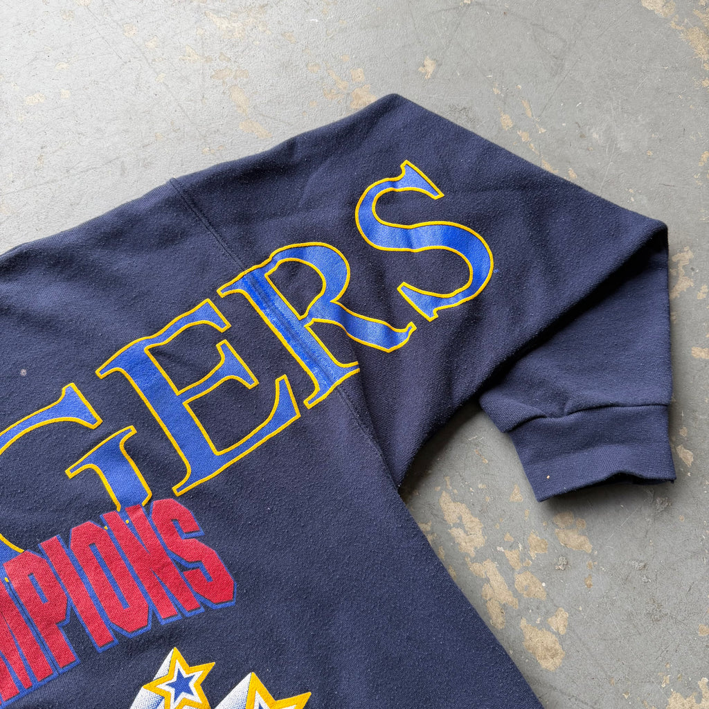 1995 CHARGERS AFC CHAMPIONS NAVY BLUE SPELLOUT CREWNECK (XL)