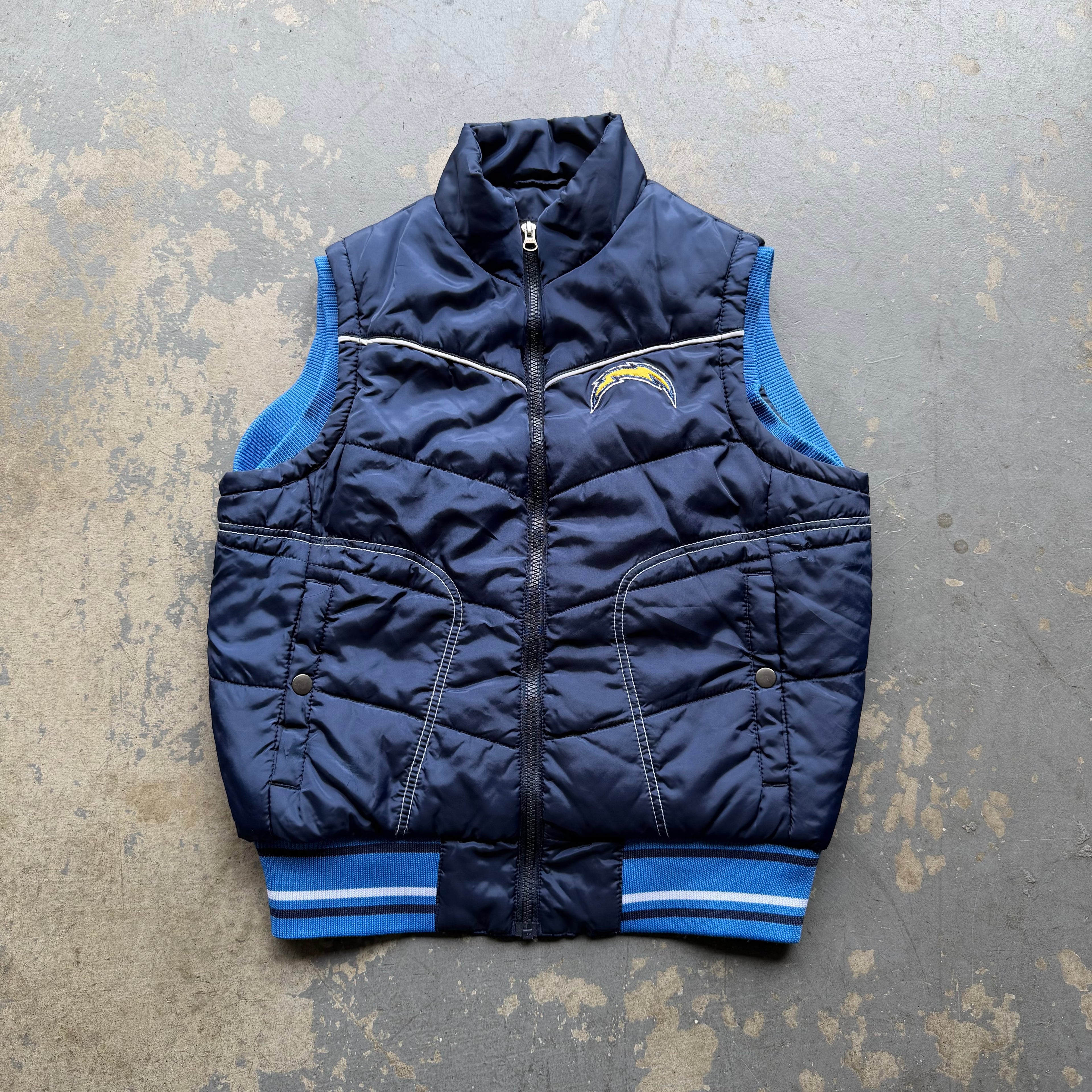 CHARGERS PUFFER VEST (WOMEN’S M)