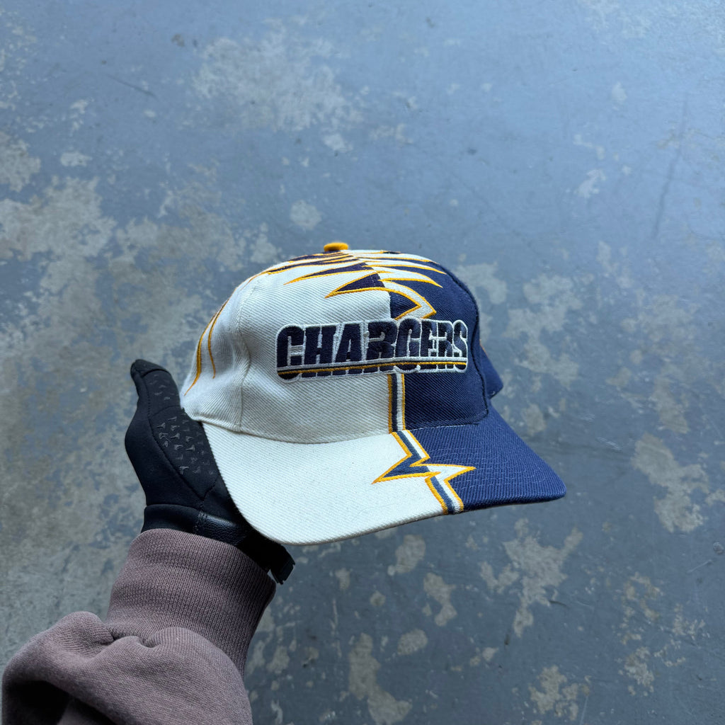 90'S STARTER CHARGERS SHOCKWAVE SPLIT HAT