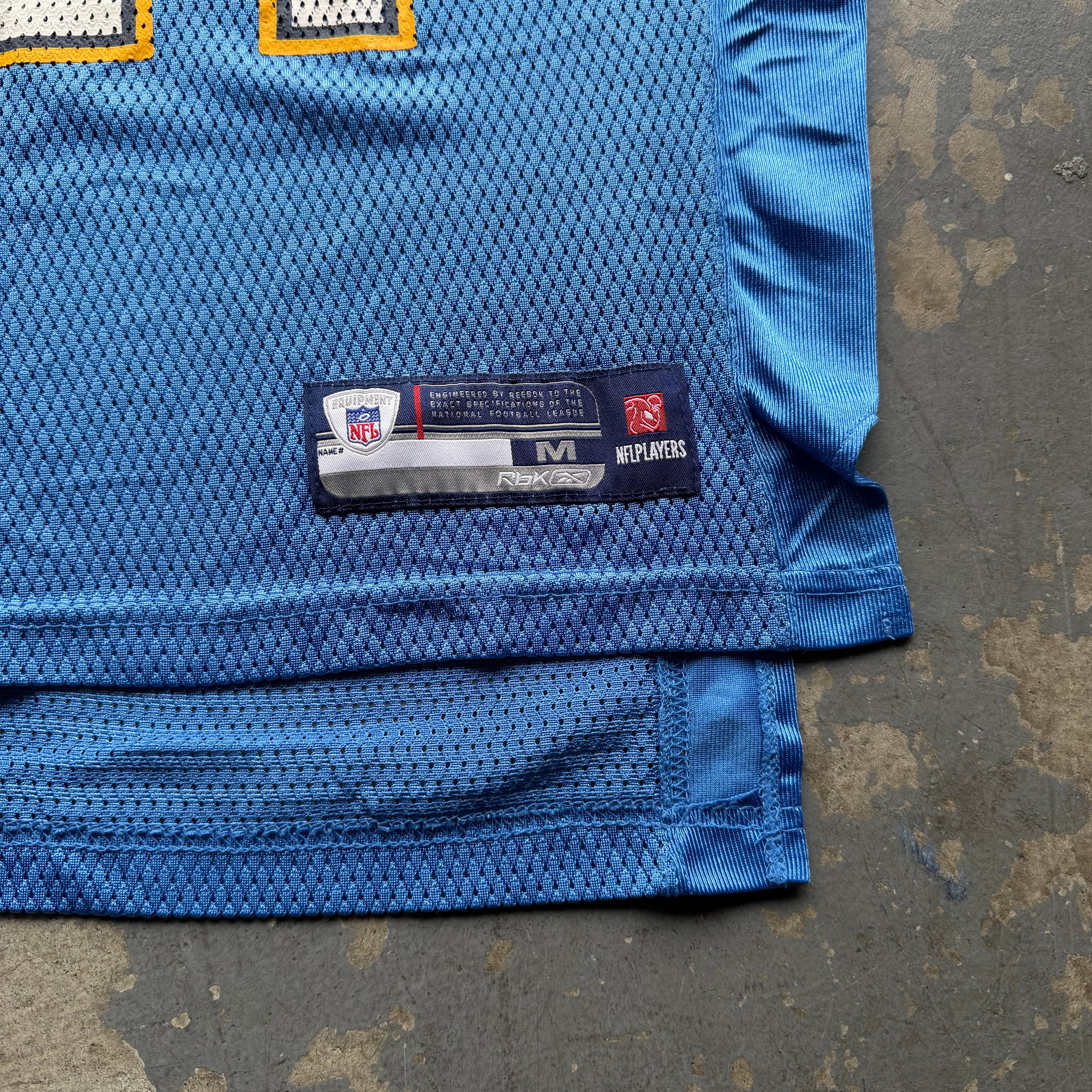 00’S REEBOK CHARGERS LADANIAN TOMLINSON POWDER BLUE JERSEY (YOUTH M) FITS ADULT SMALL