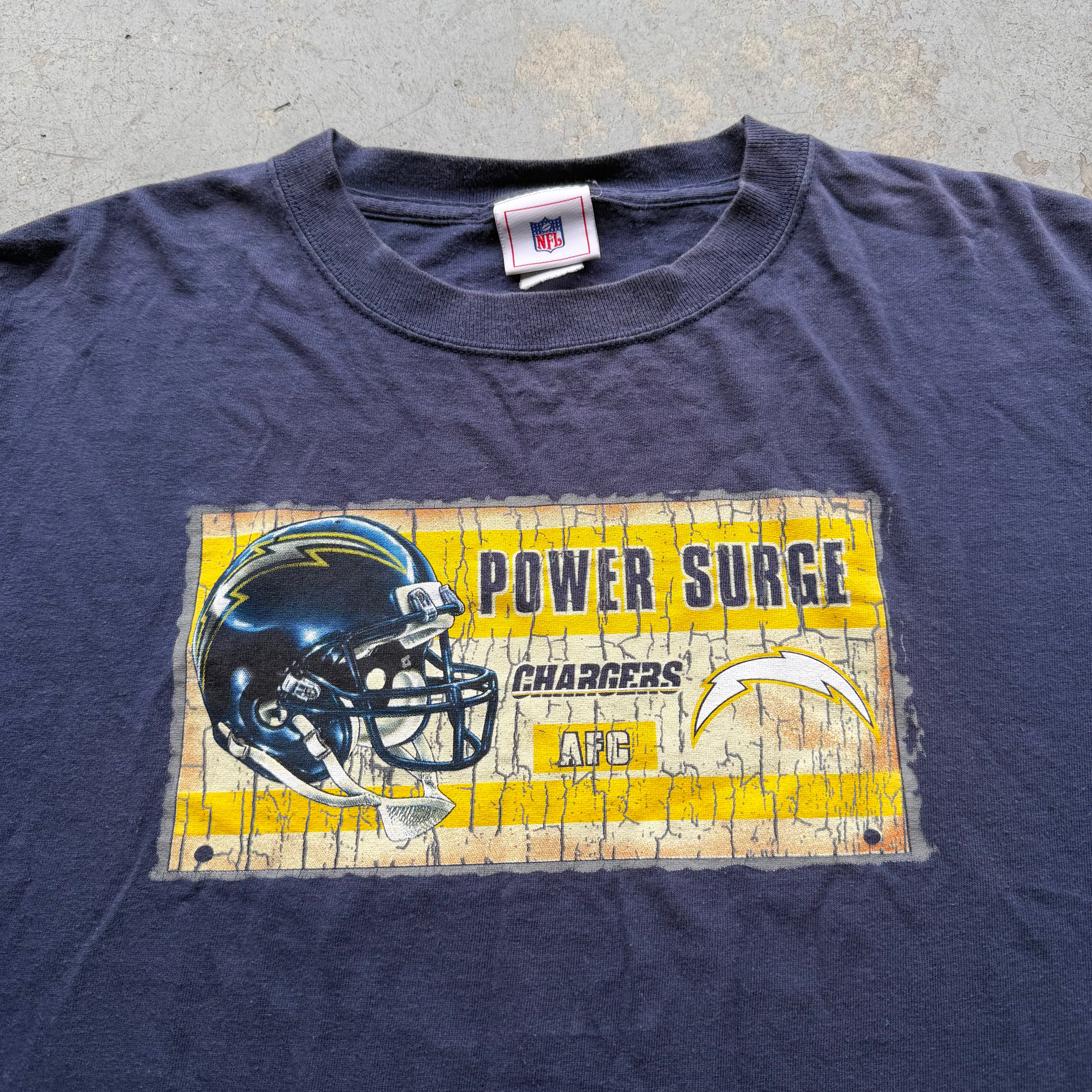 00'S CHARGERS POWER SURGE TEE (XXL)