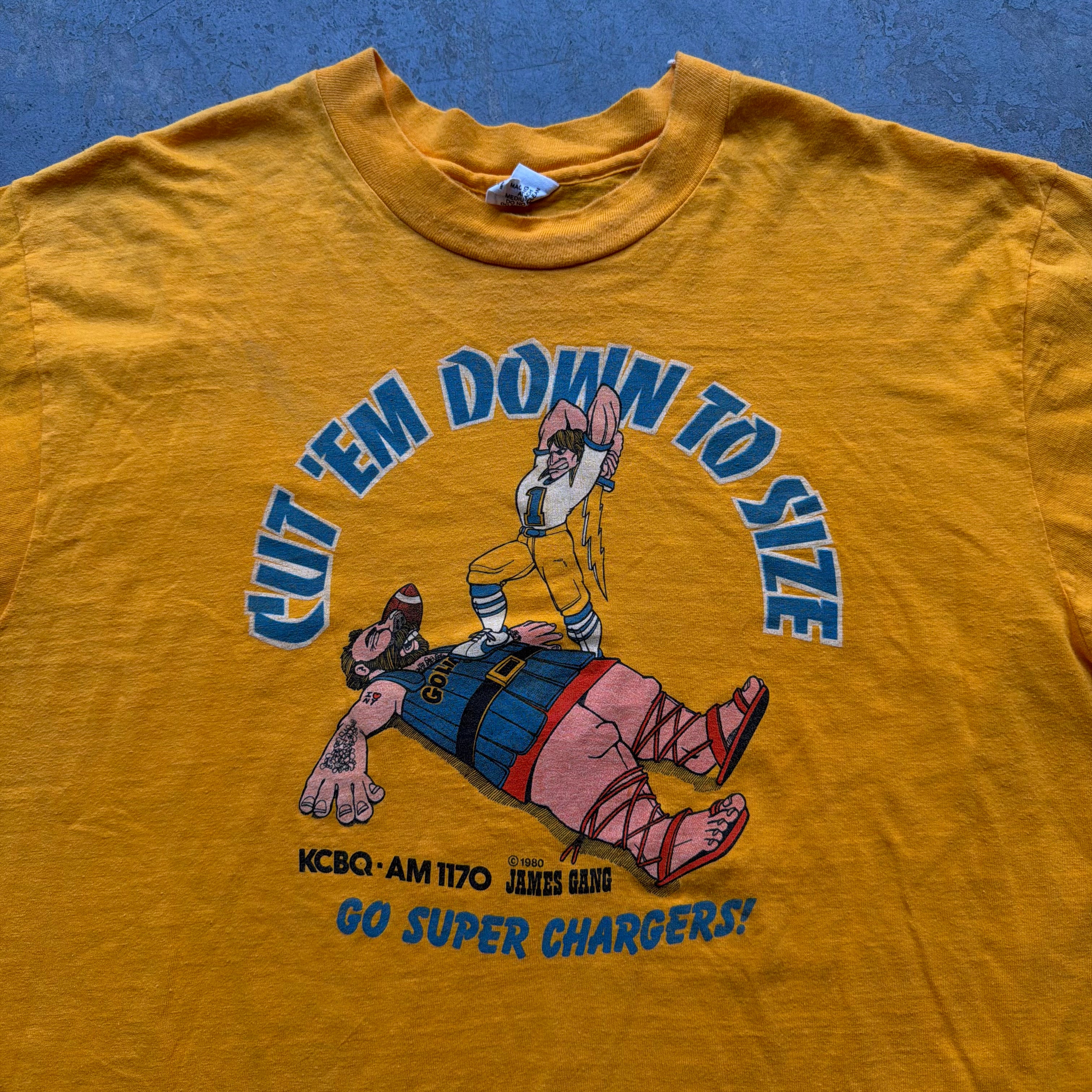 1980 KCBQ CHARGERS VS GIANTS TEE (XL)