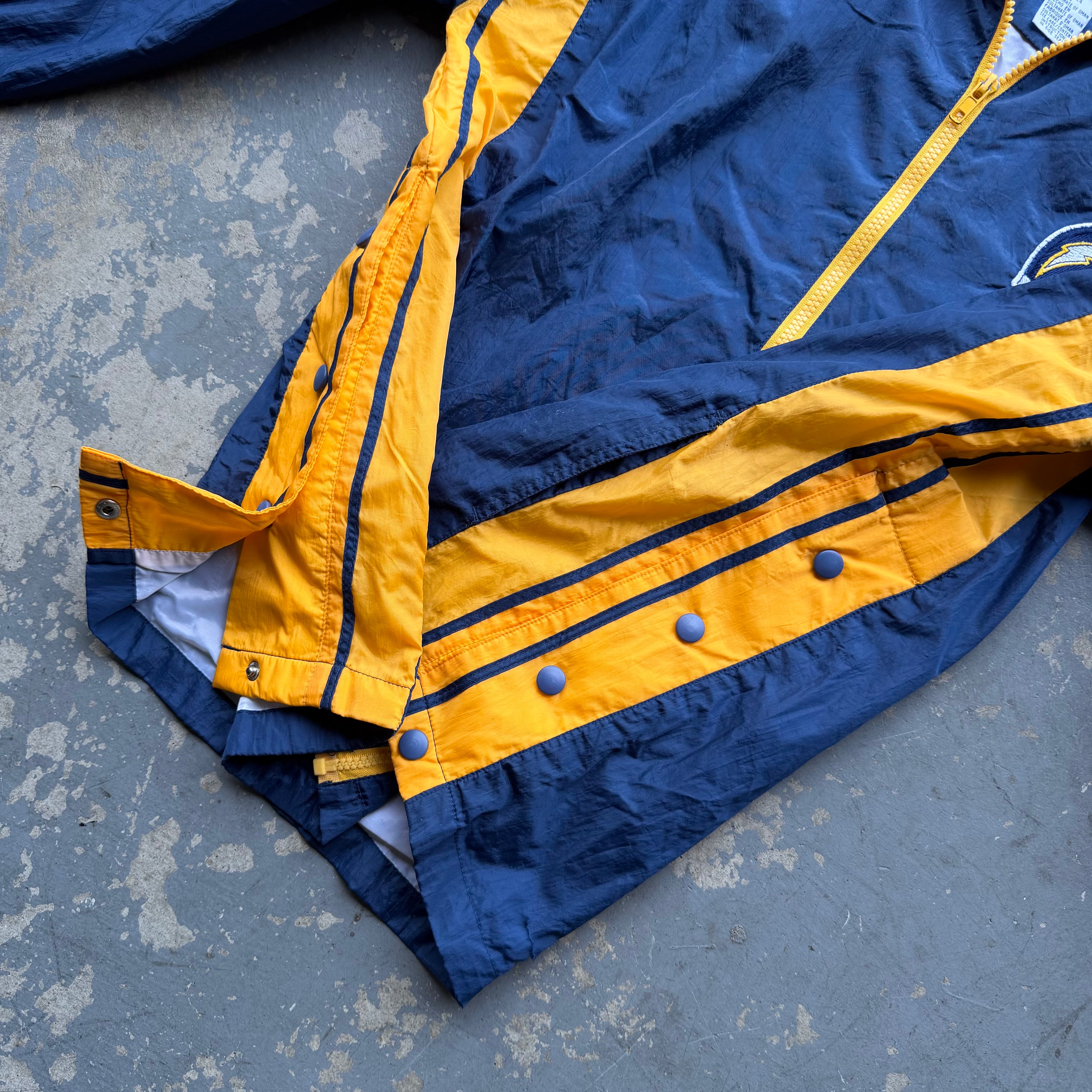 90'S CHARGERS LOGO ATHLETIC NYLON BUTTON SNAP JACKET (L)