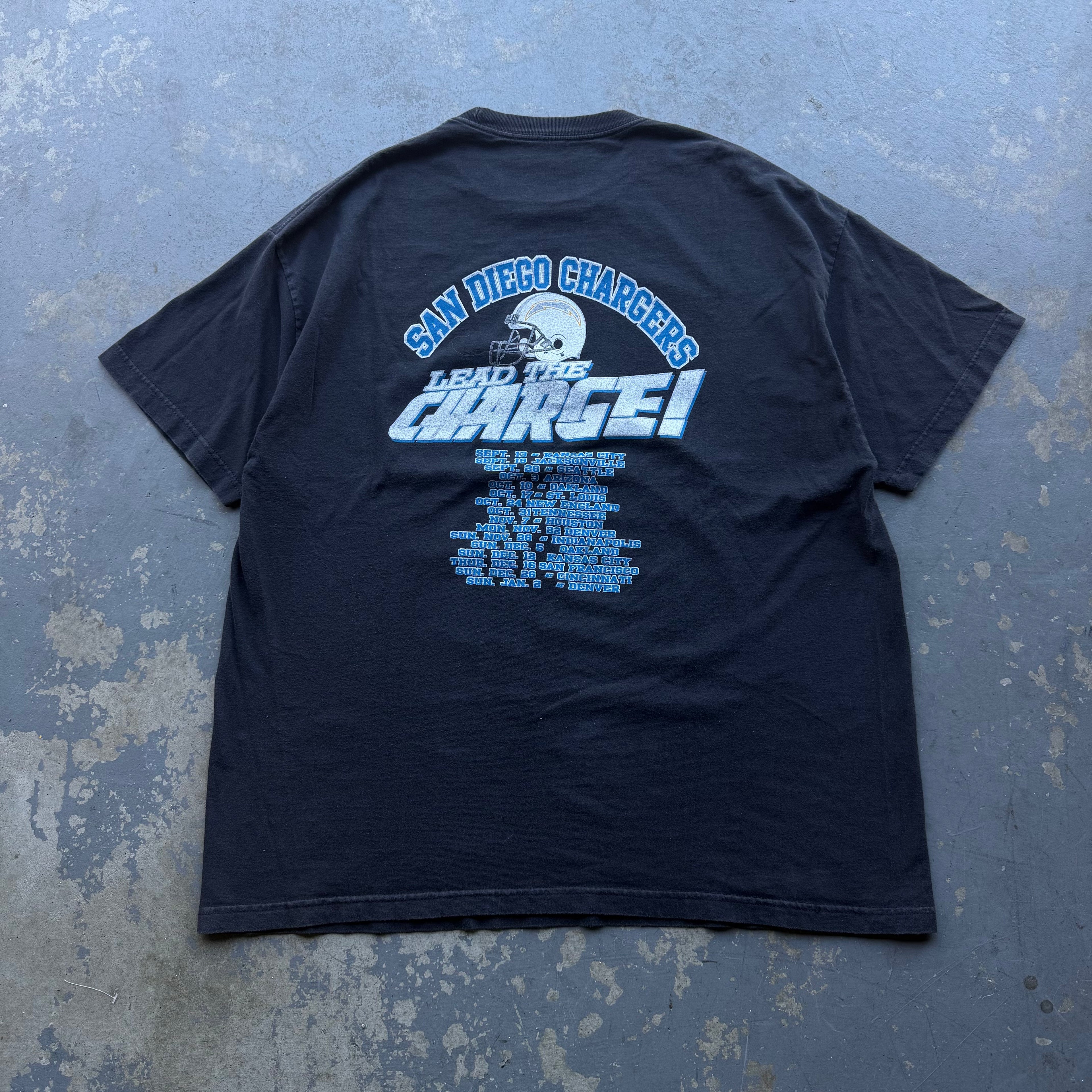 00'S CHARGERS ANTONIO GATES LEAD THE CHARGE TEE (XXL)