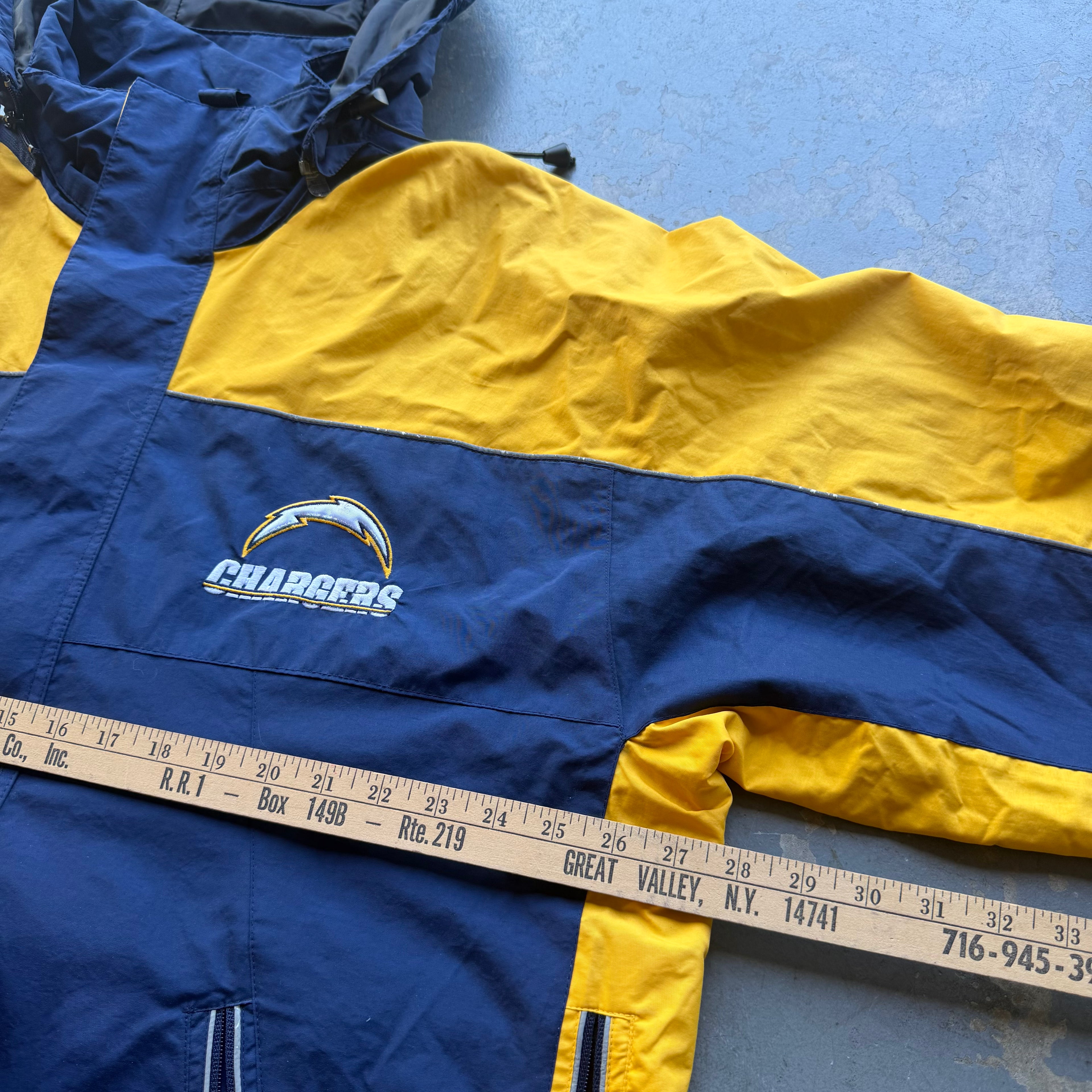 00'S CHARGERS NFL HOODED NYLON SHELL JACKET (L)