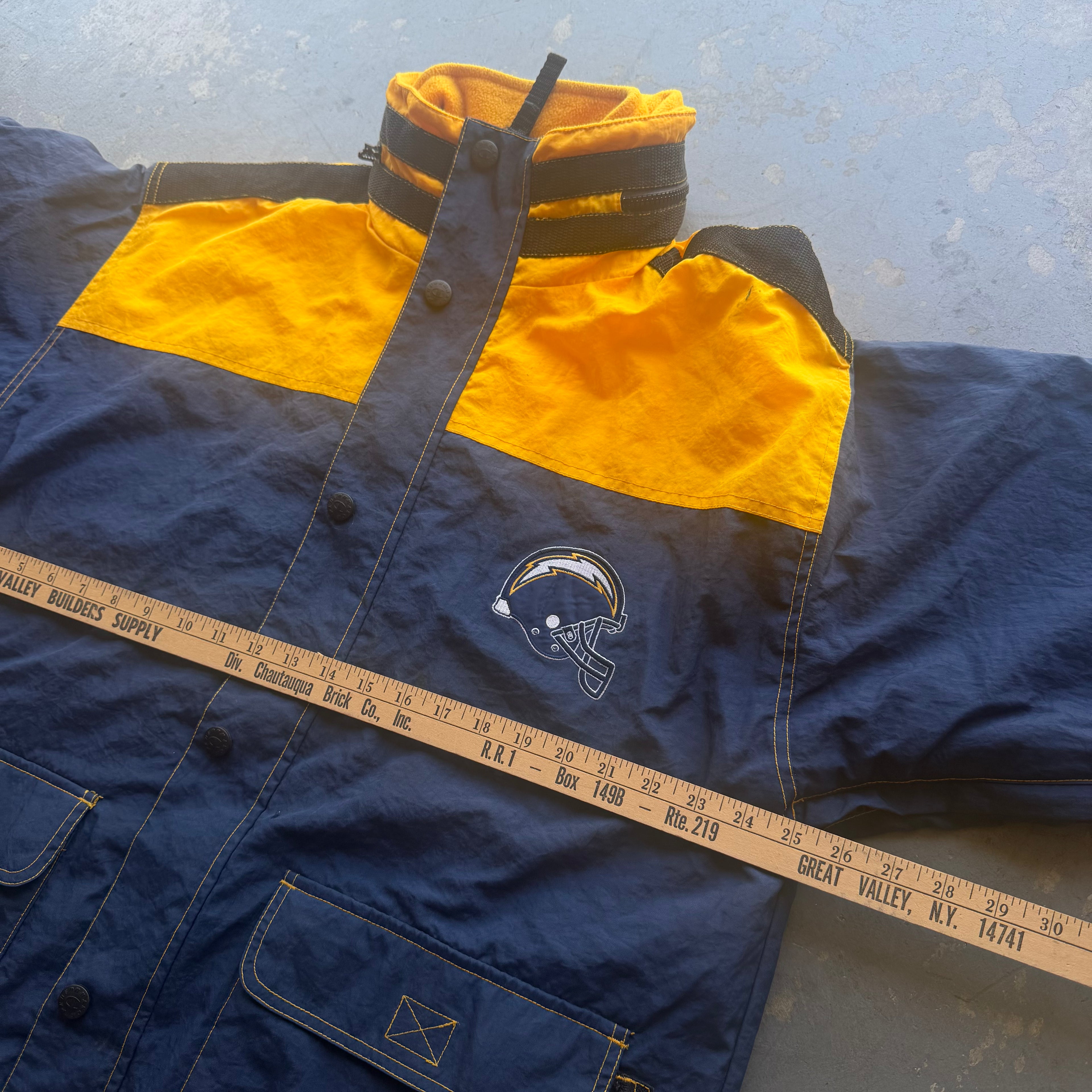 90'S CHARGERS CHAMPION SIDELINE SKI & SNOWBOARDING JACKET (L)