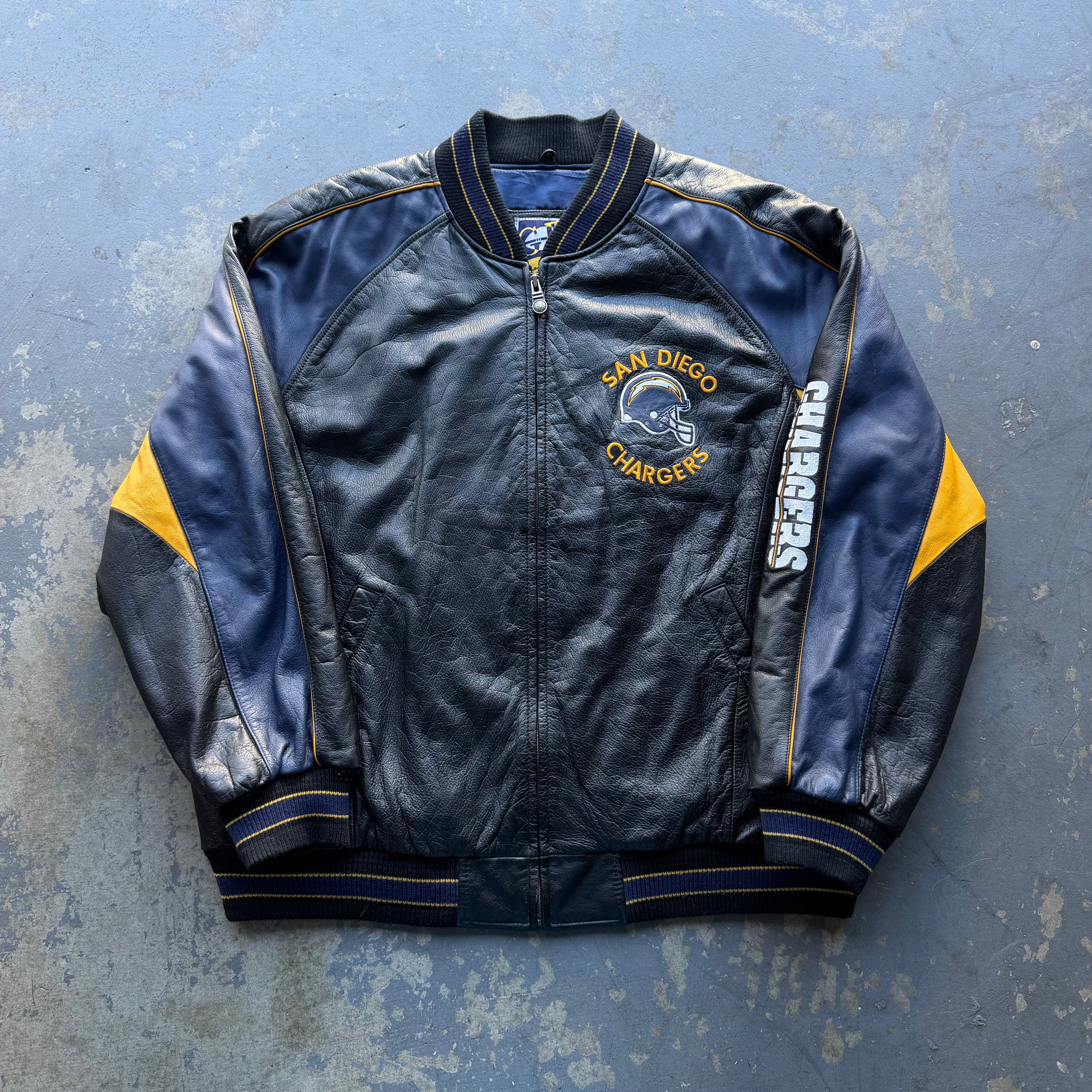 SAN DIEGO CHARGERS G-3 CARL BANKS LEATHER JACKET (XXL)