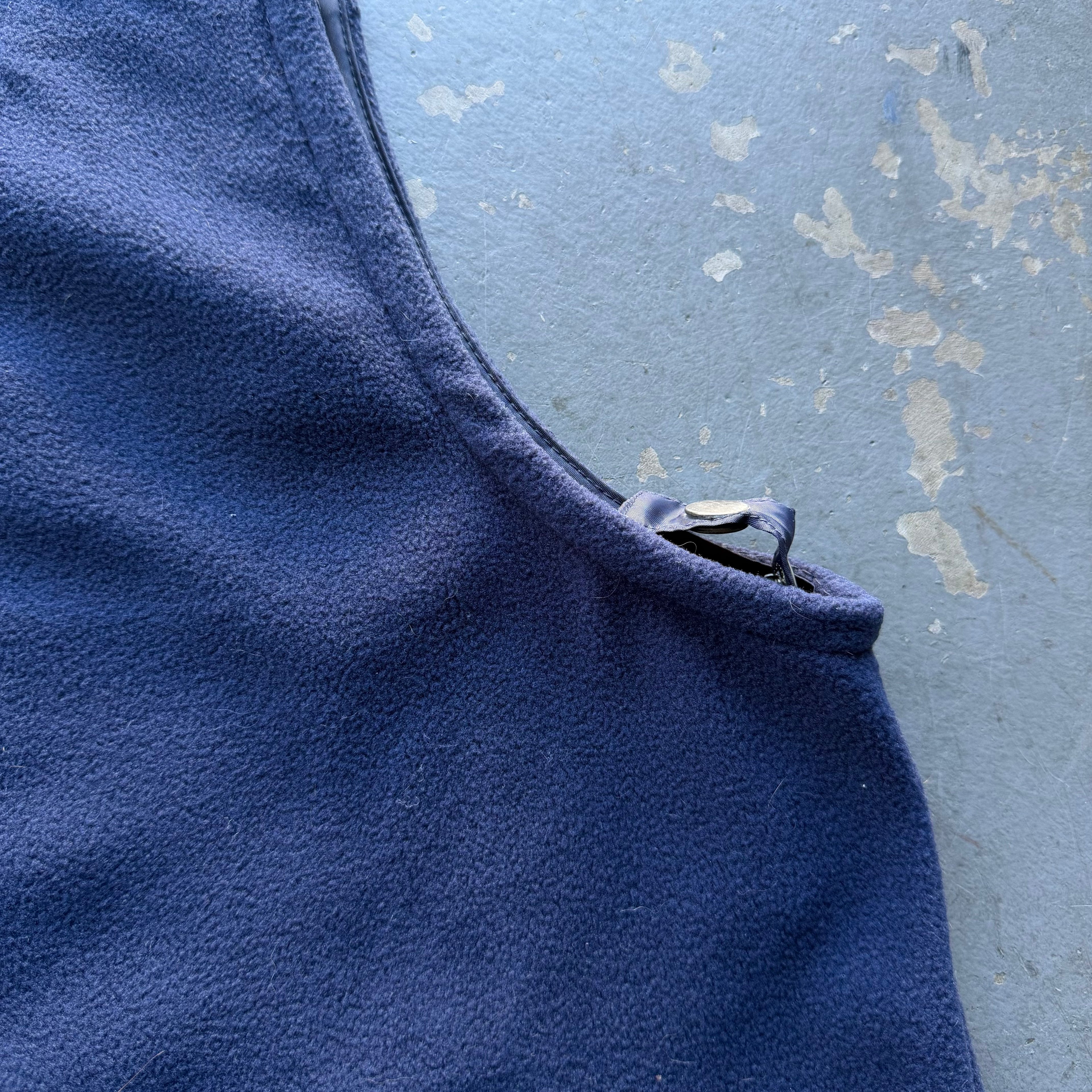 NFL CHARGERS FLEECE VEST (XL)