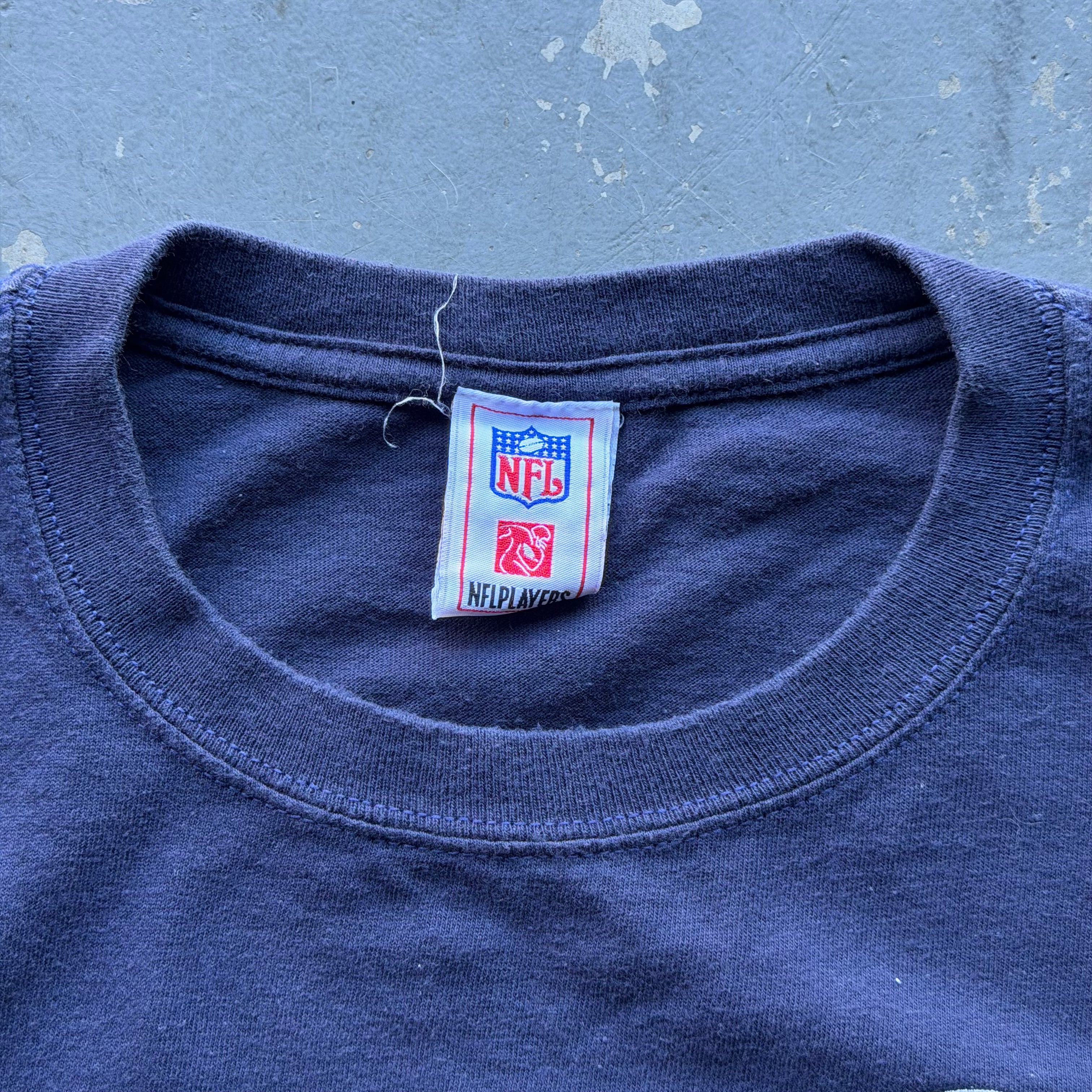 00’S CHARGERS LADANIAN TOMLINSON RUNNING BACK TEE (XL)