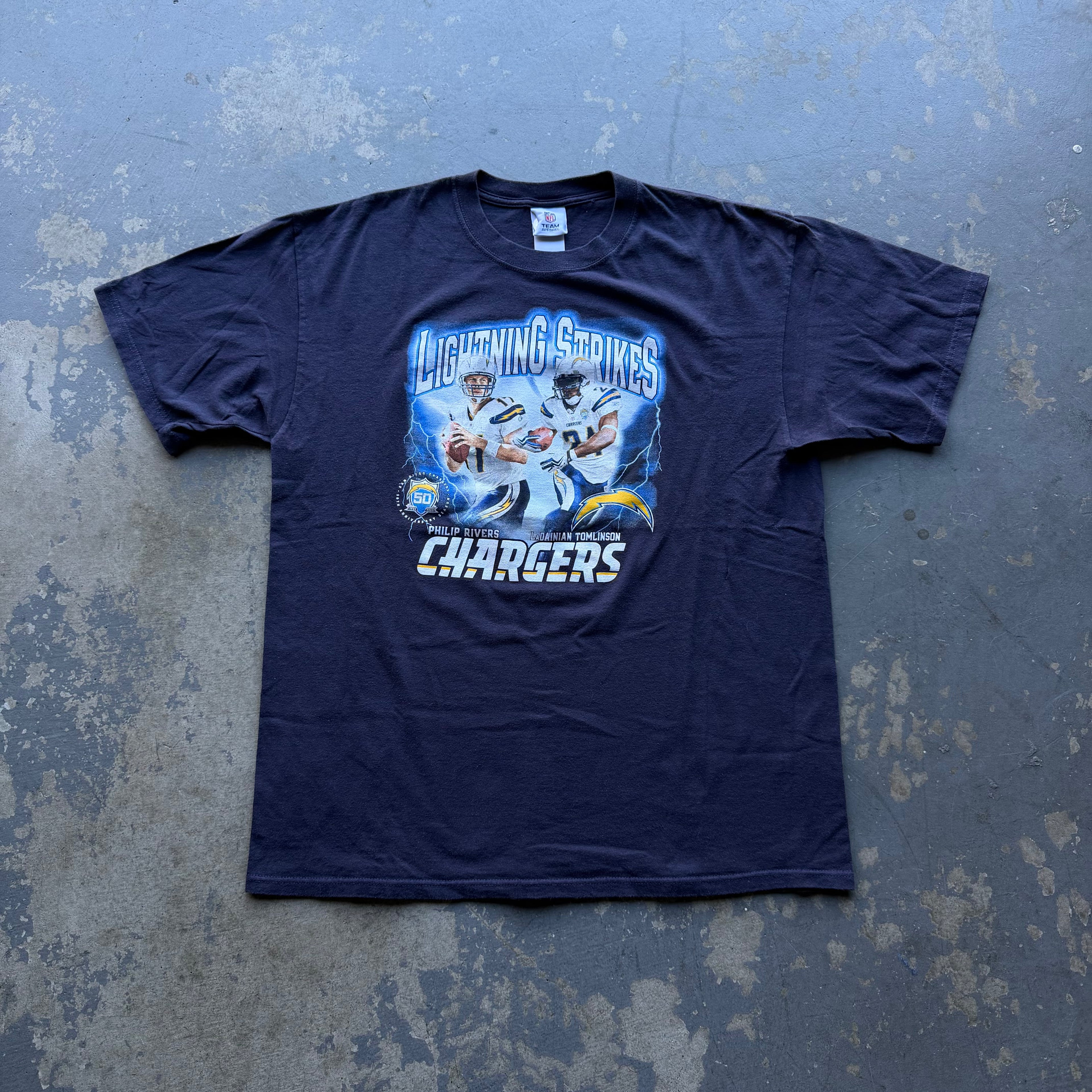 00’S CHARGERS LIGHTNING STRIKES TEE (XL)