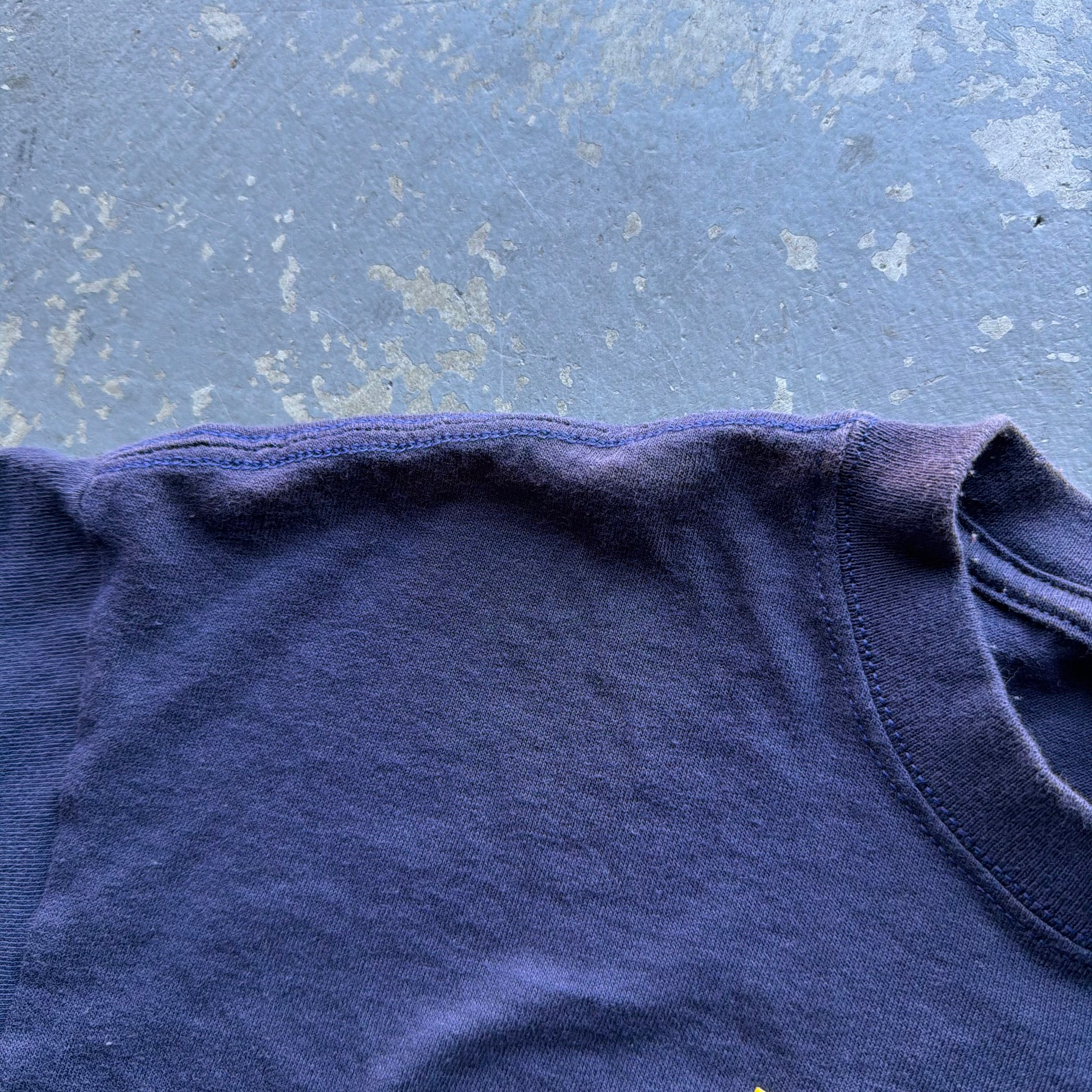 00'S NFL LT SOLO RUNNING BACK TEE (L)