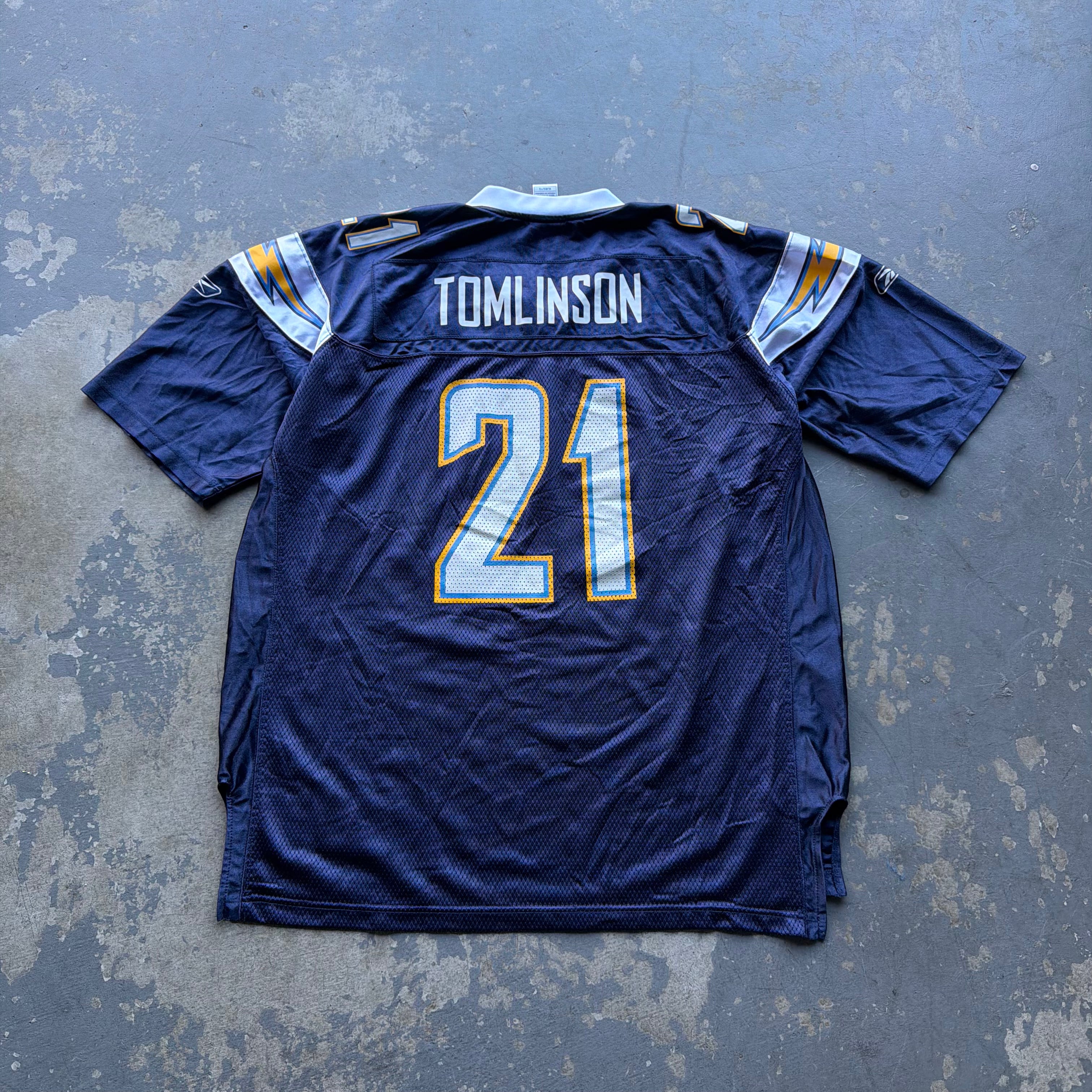 00’S REEBOK CHARGERS LADANIAN TOMLINSON NAVY BLUE JERSEY (XL)