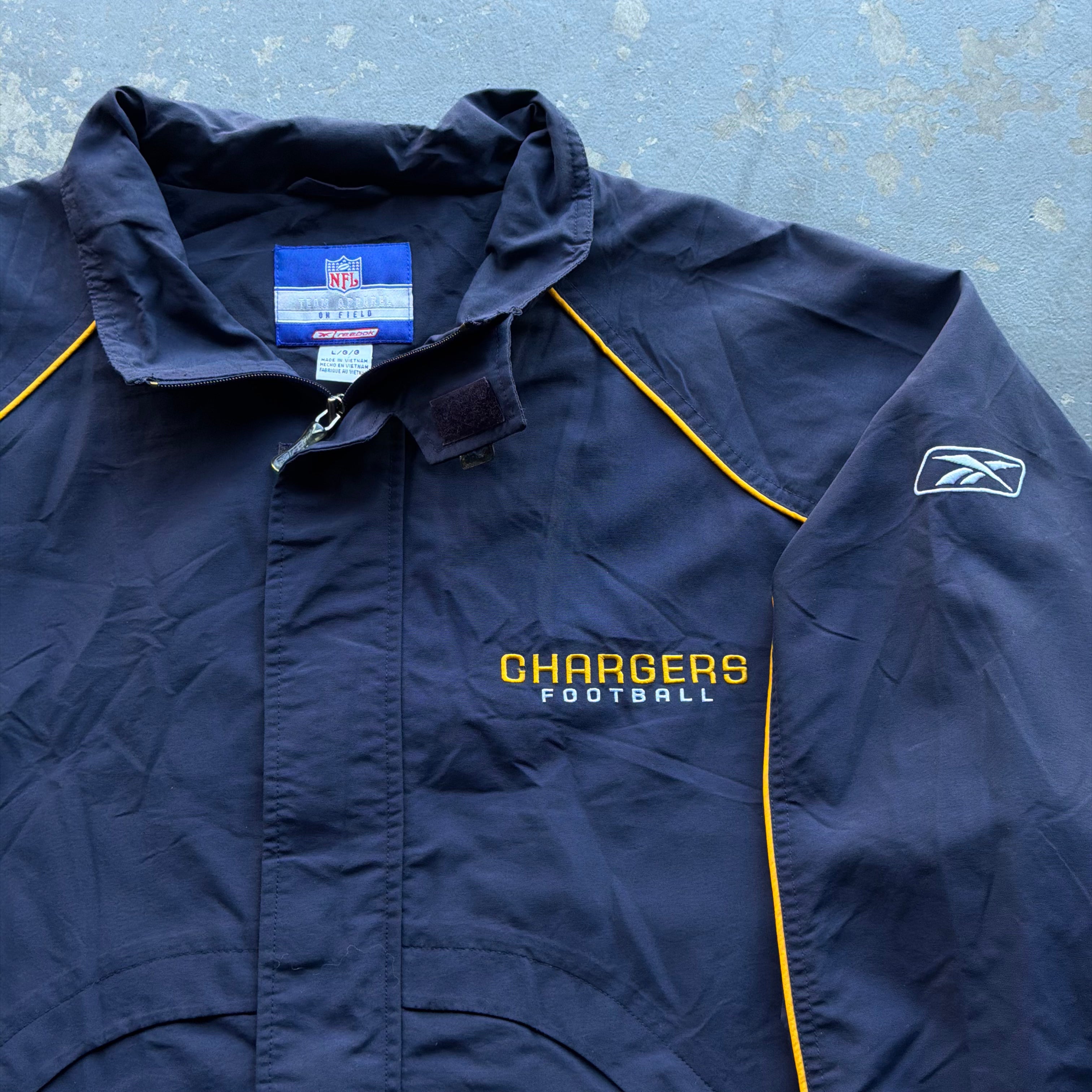 00’S REEBOK CHARGERS FOOTBALL SIDELINE JACKET (L)