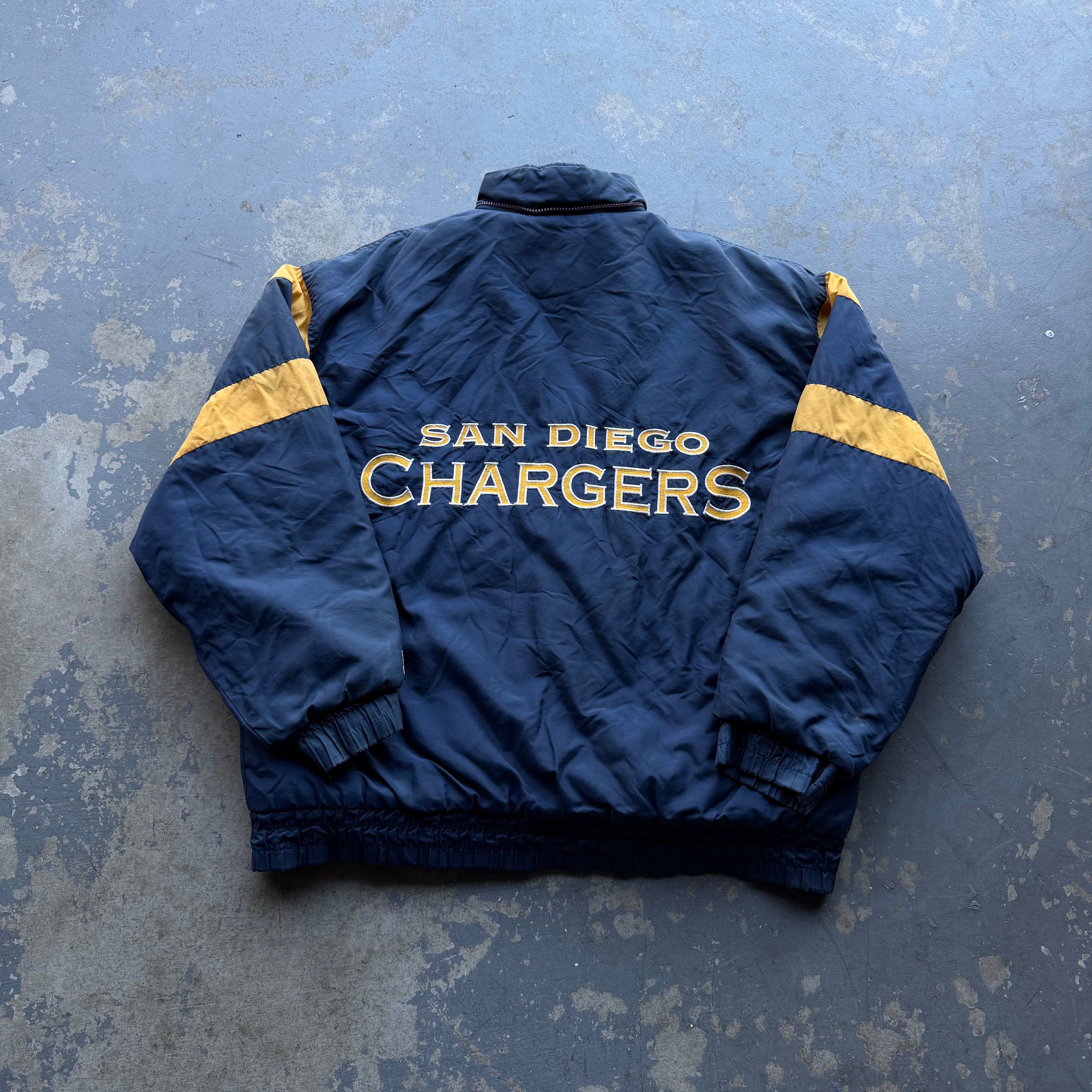 90’S GAMEDAY LOGO 7 CHARGERS SPELLOUT PUFFER JACKET (XL)