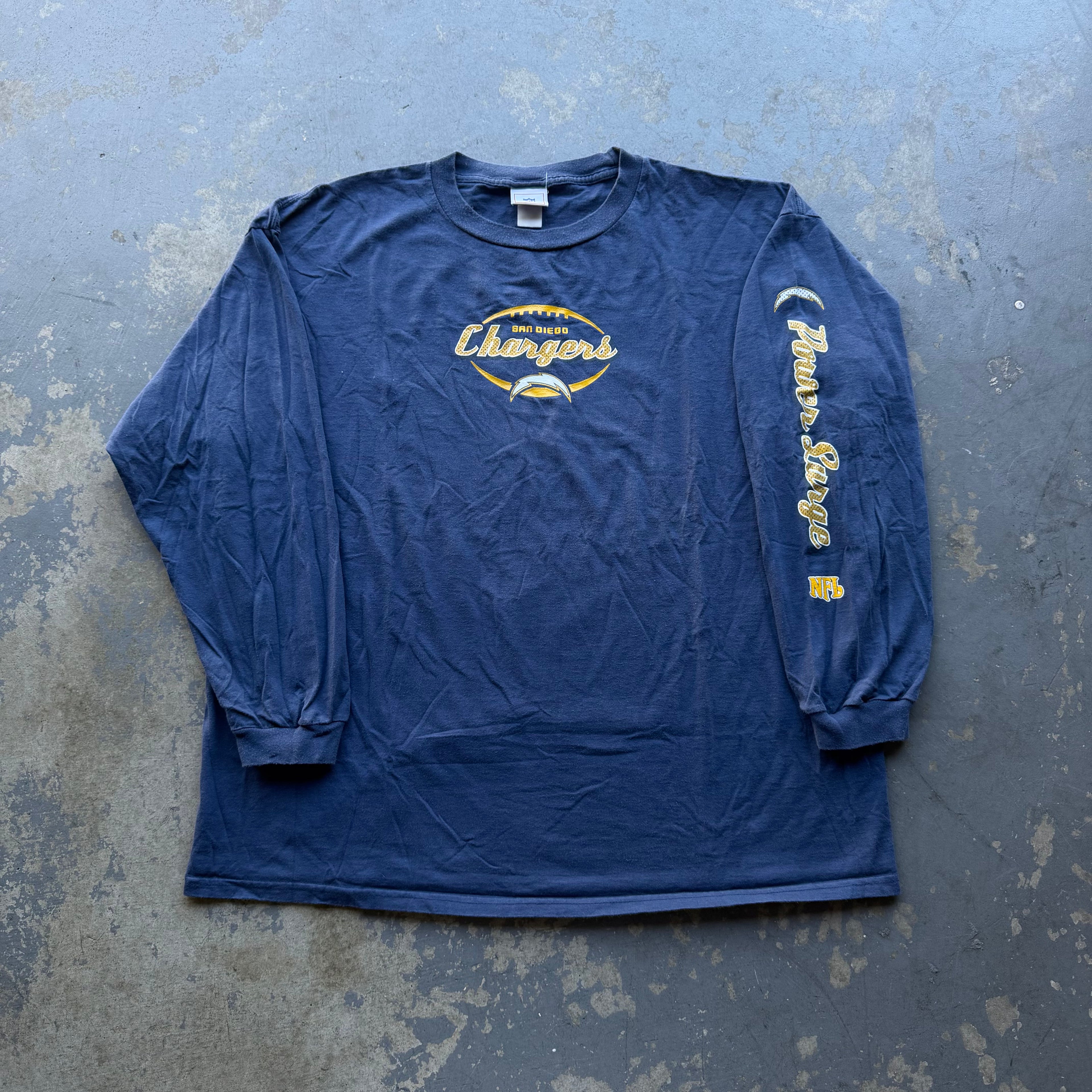 00'S CHARGERS POWER SURGE LONG SLEEVE (2XL)