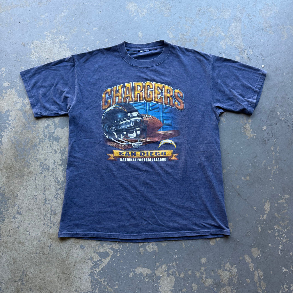00'S CHARGERS LOCKER ROOM T-SHIRT (XL)