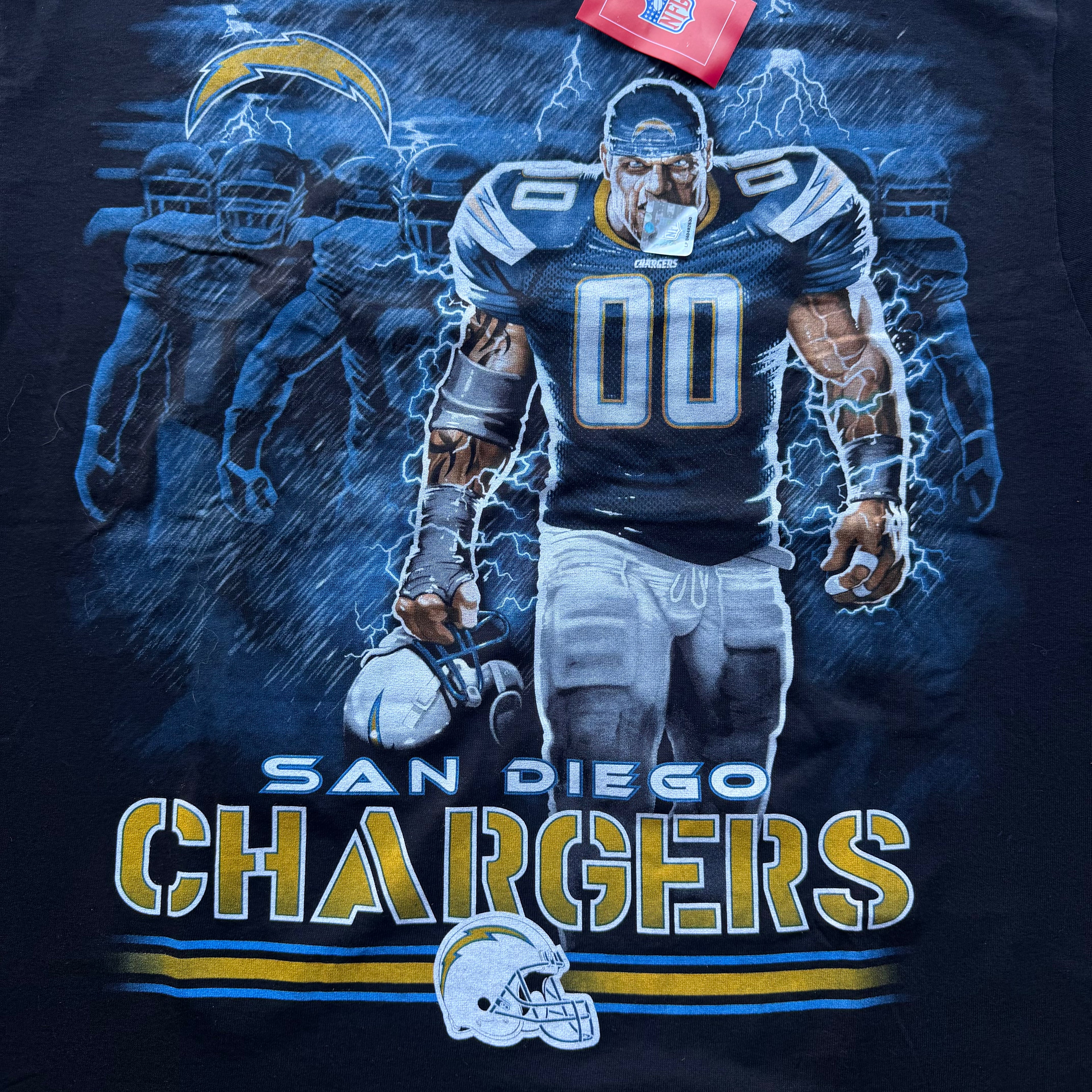 00'S CHARGERS LIGHTNING PLAYER T-SHIRT (XL)