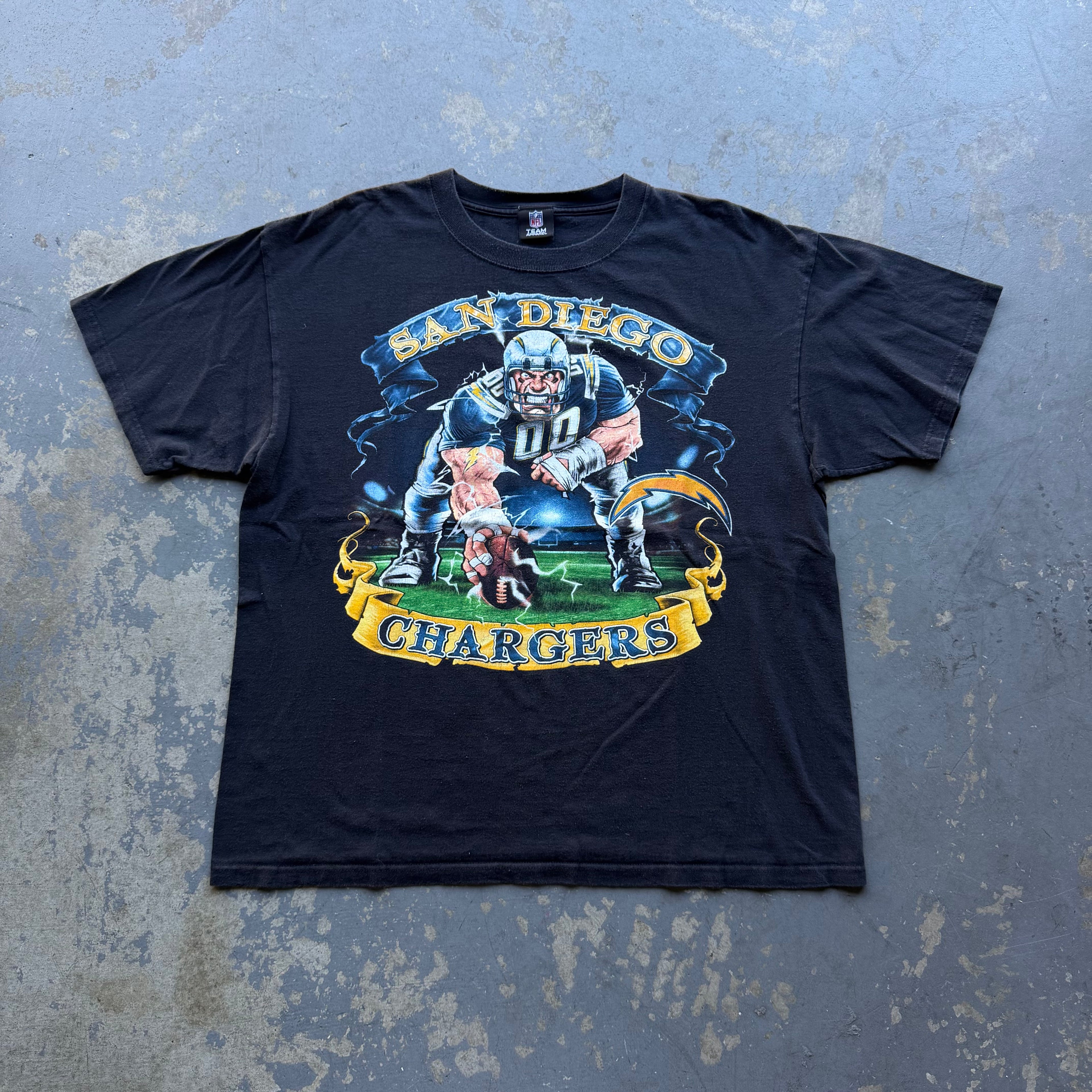 00'S CHARGERS FOOTBALL PLAYER T-SHIRT (XL)
