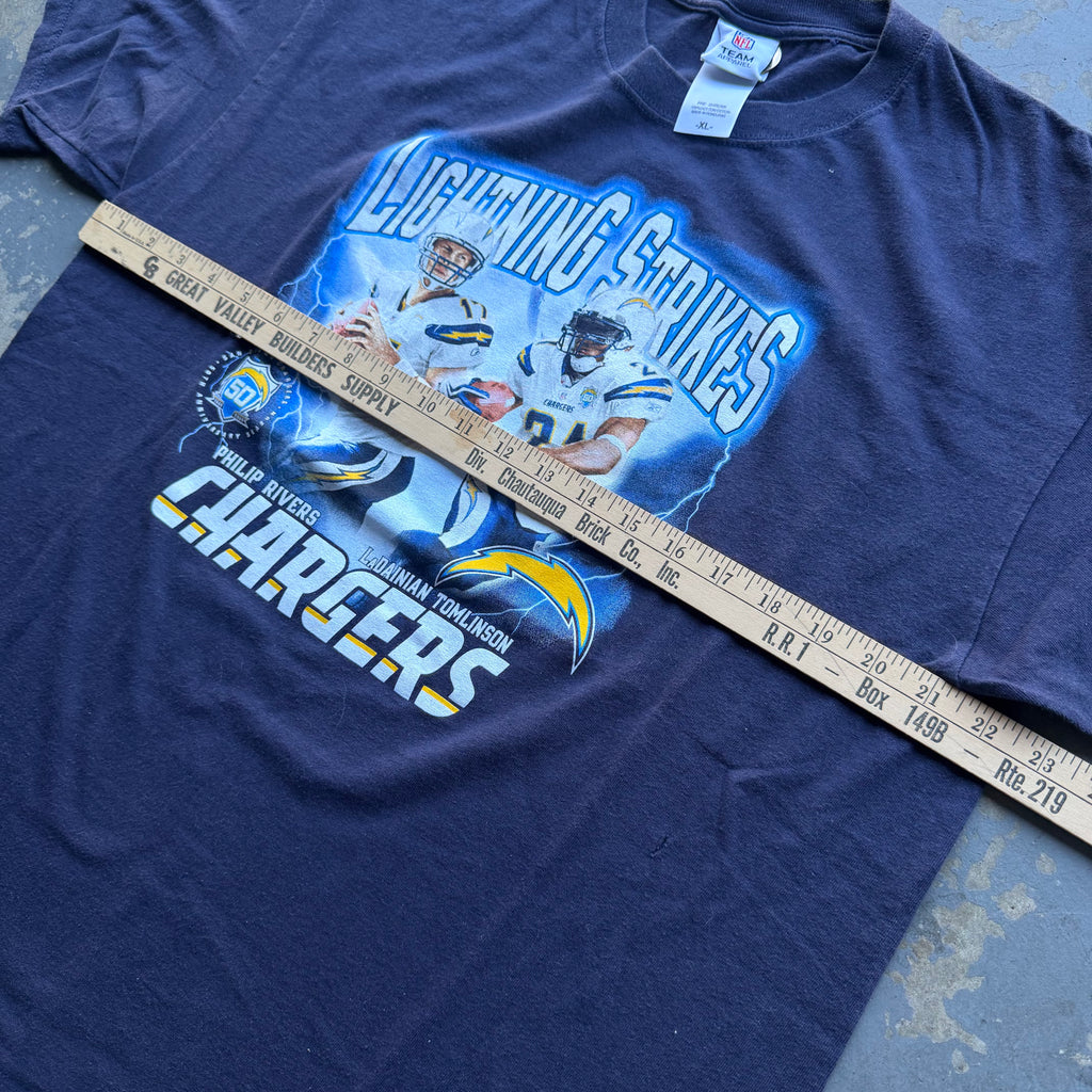 00'S CHARGERS LIGHTNING STRIKES T-SHIRT (XL)