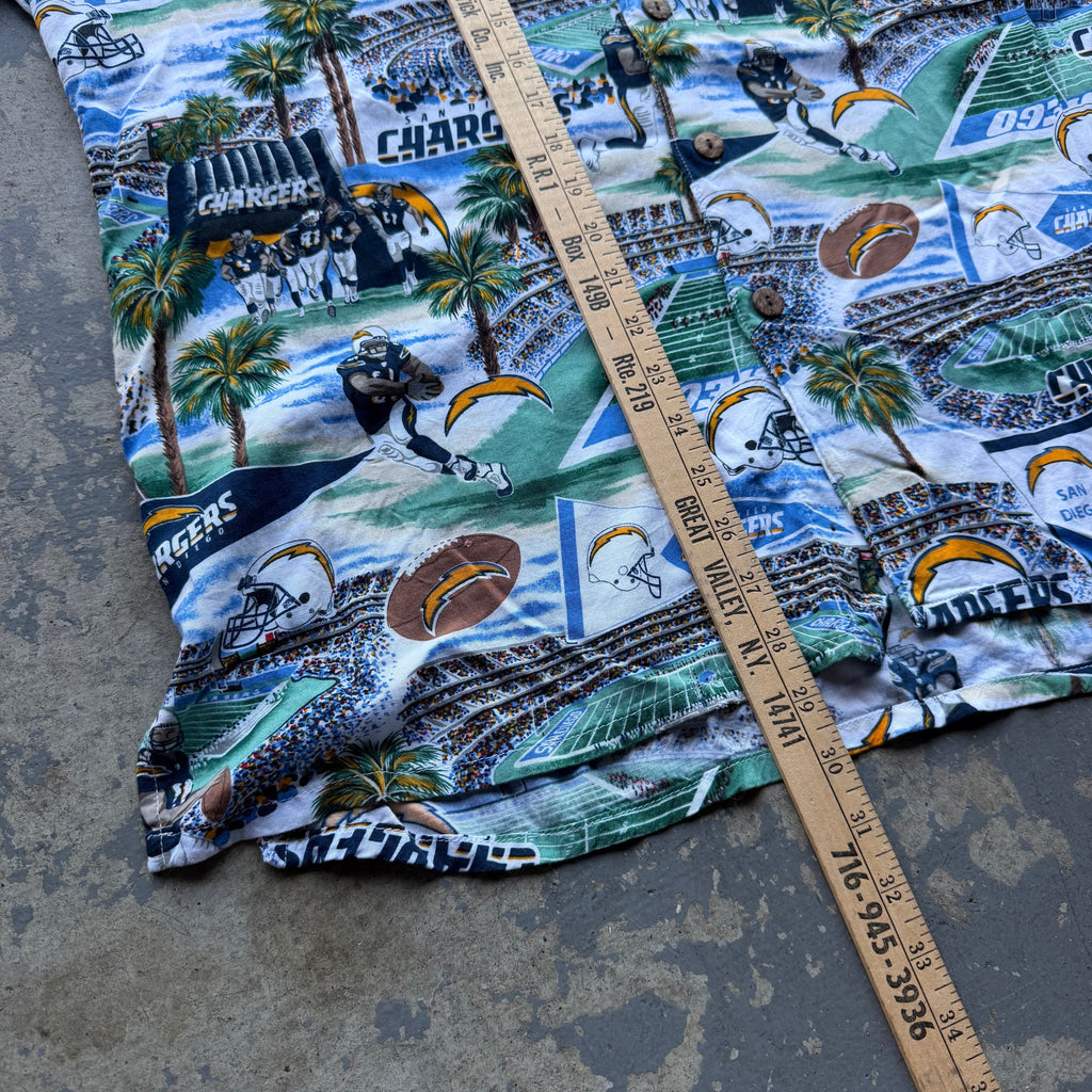 CHARGERS HAWAIIAN BUTTON UP SHIRT (L)