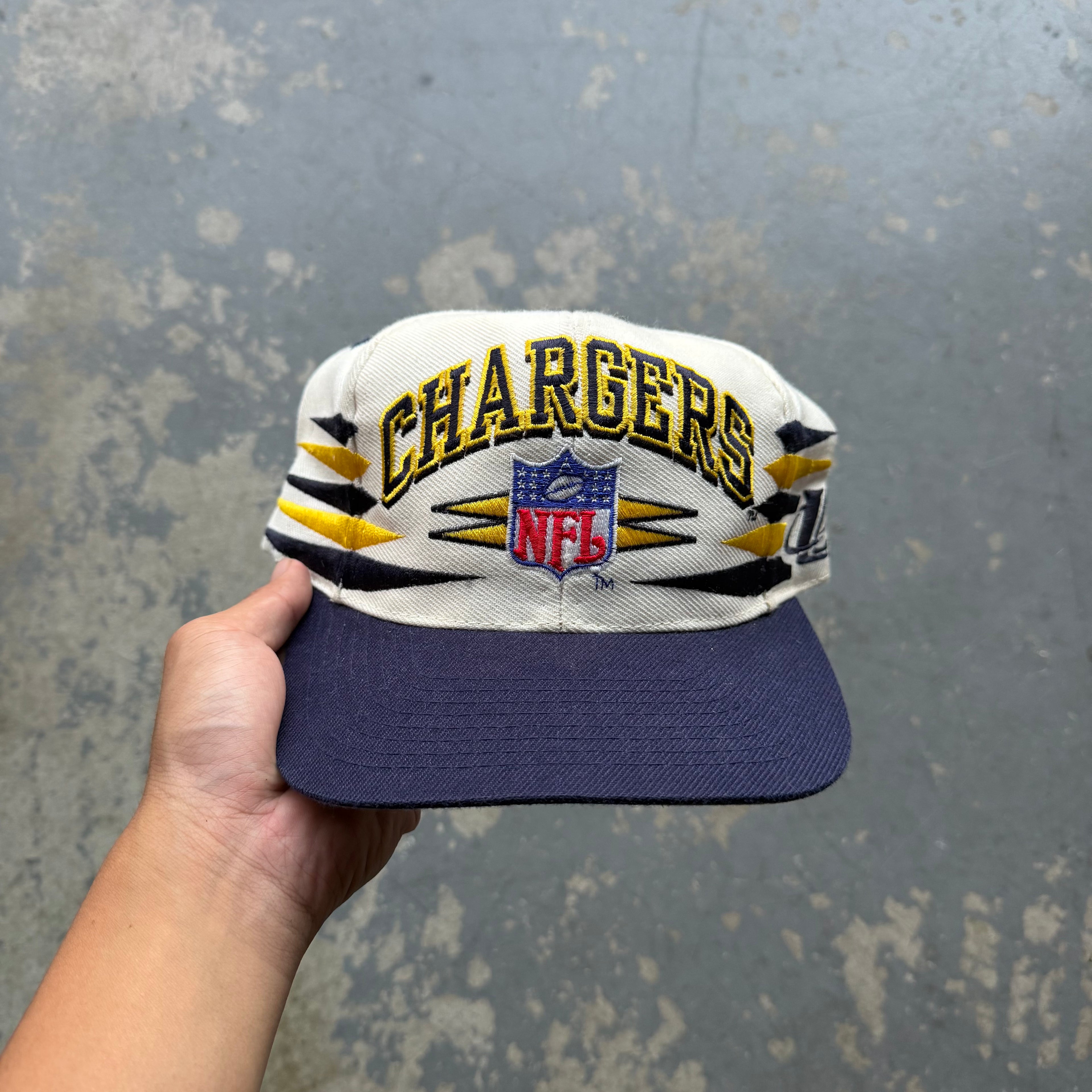 90'S CHARGERS DIAMOND CUT HAT (OS)