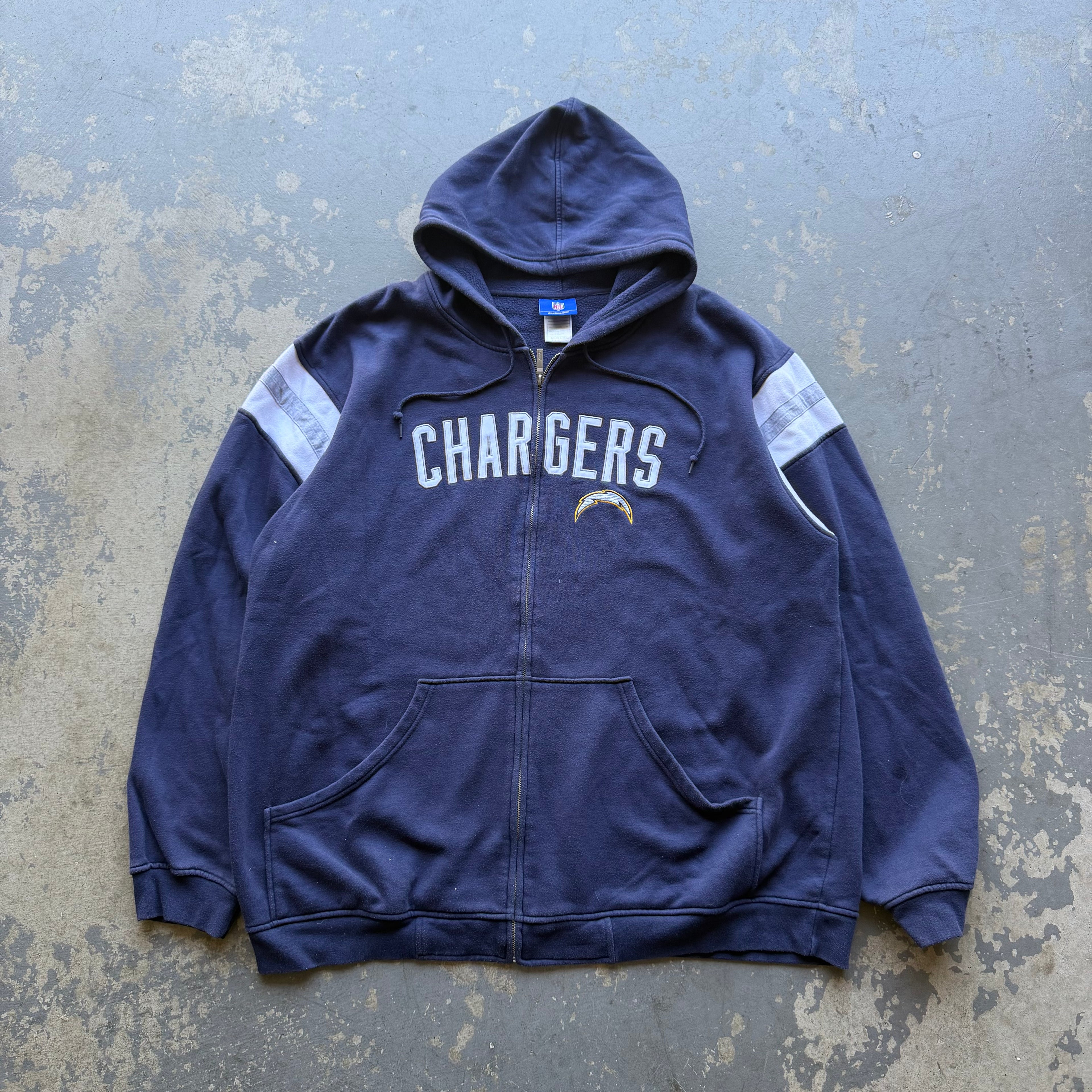 00'S CHARGERS REEBOK ZIP UP HOODIE (2XL)