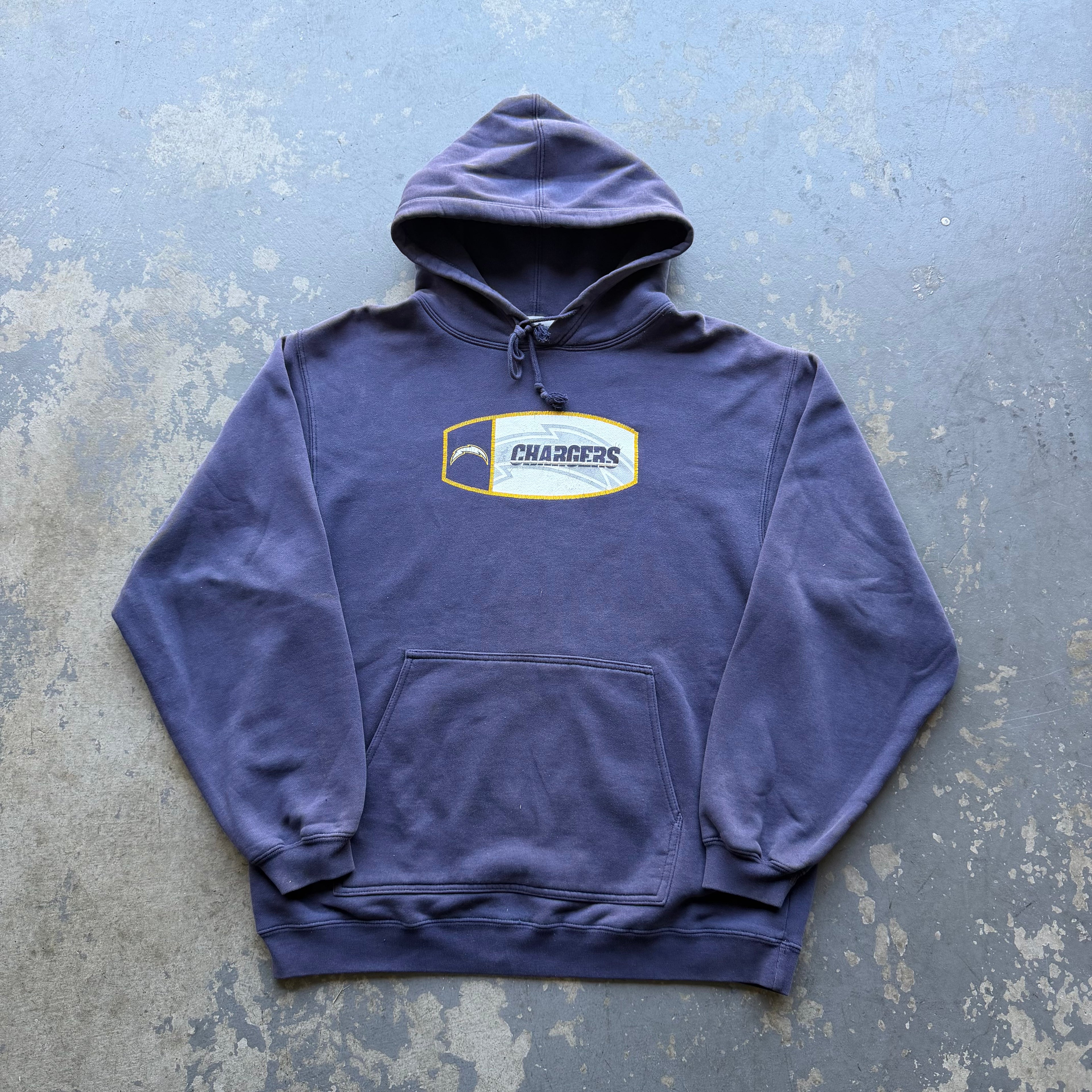 00'S CHARGERS FADED REEBOK HOODIE (M)