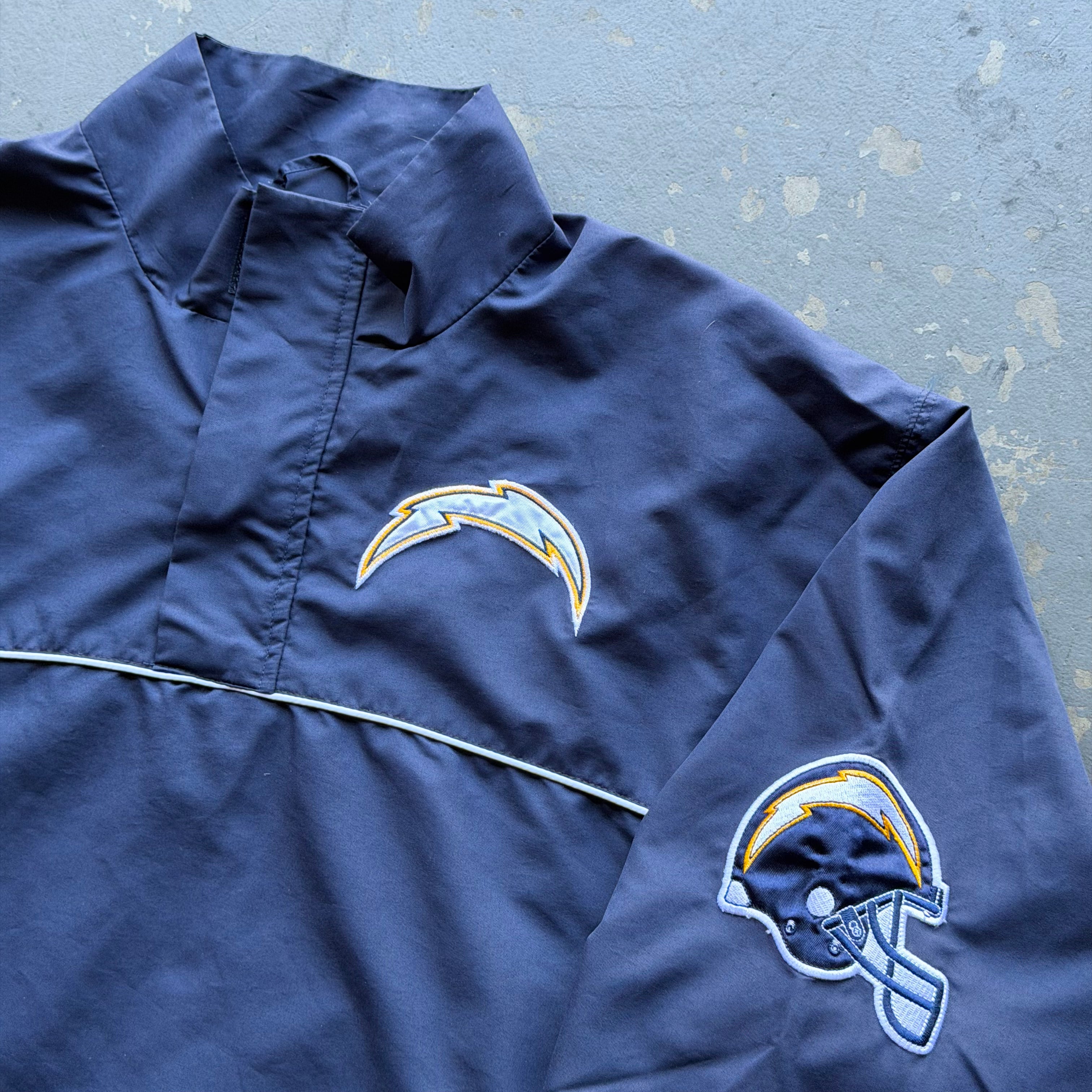 00'S CHARGERS QUARTER ZIP NYLON WINDBREAKER (L)