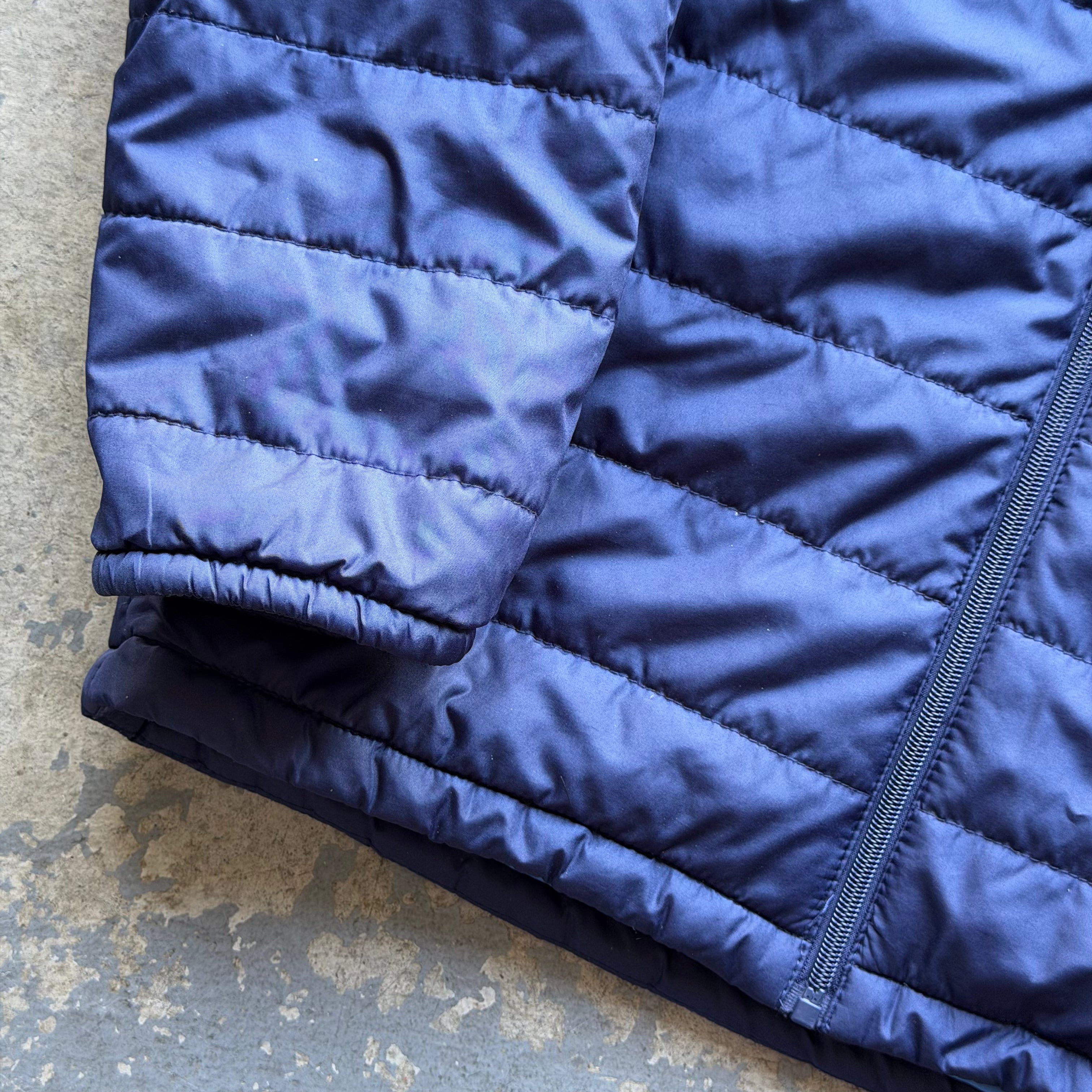 00'S CHARGERS PUFFER JACKET (M)