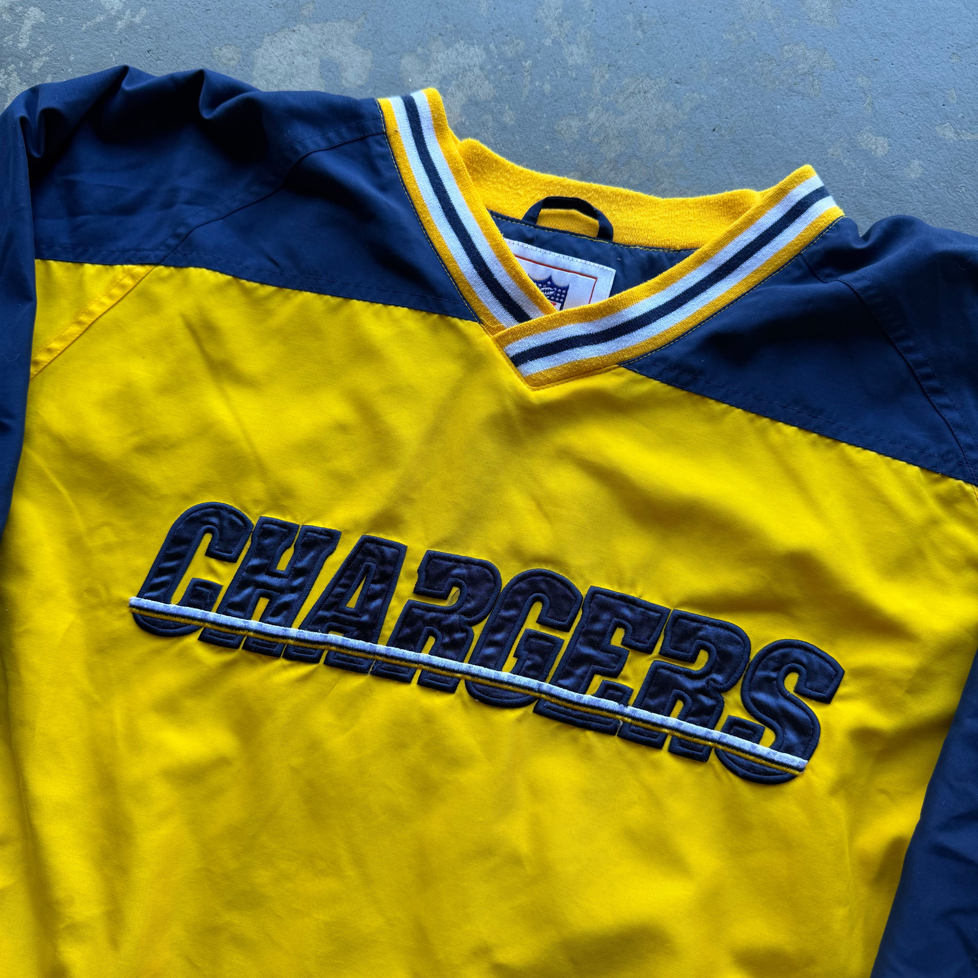 00'S CHARGERS YELLOW PULLOVER WINDBREAKER (XL)