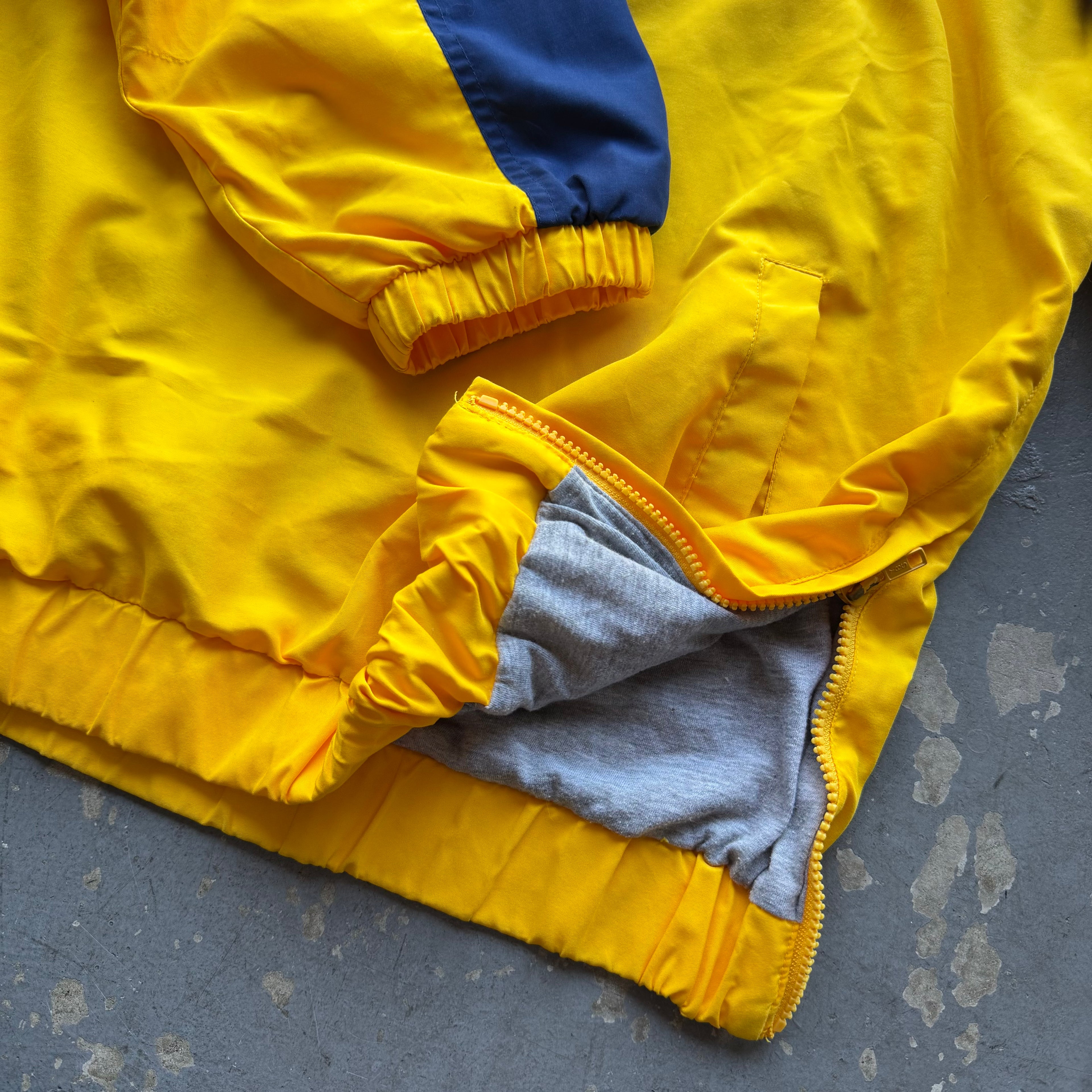 00'S CHARGERS YELLOW PULLOVER WINDBREAKER (XL)