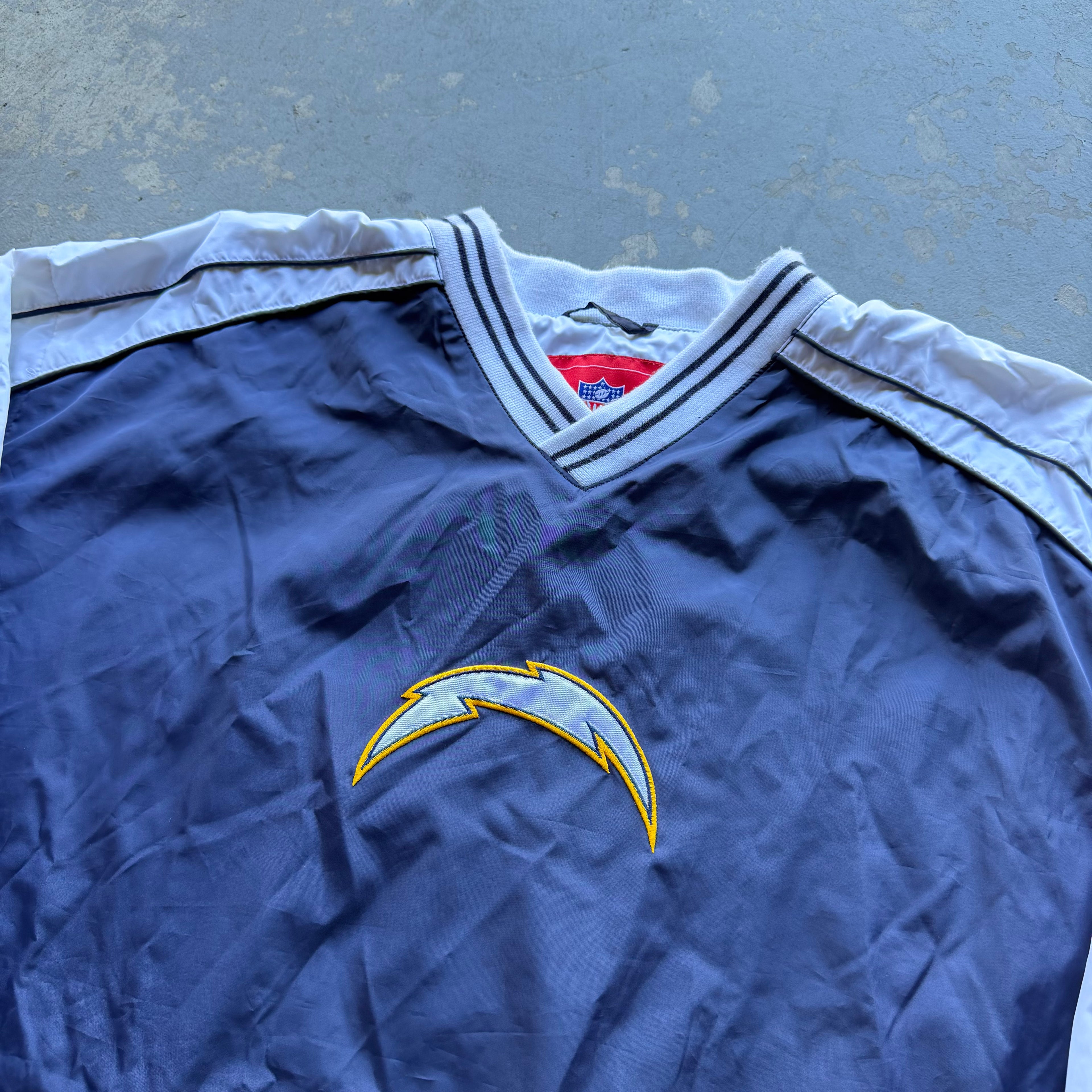 00'S CHARGERS TWO TONE NFL NYLON PULLOVER WINDBREAKER (XL)