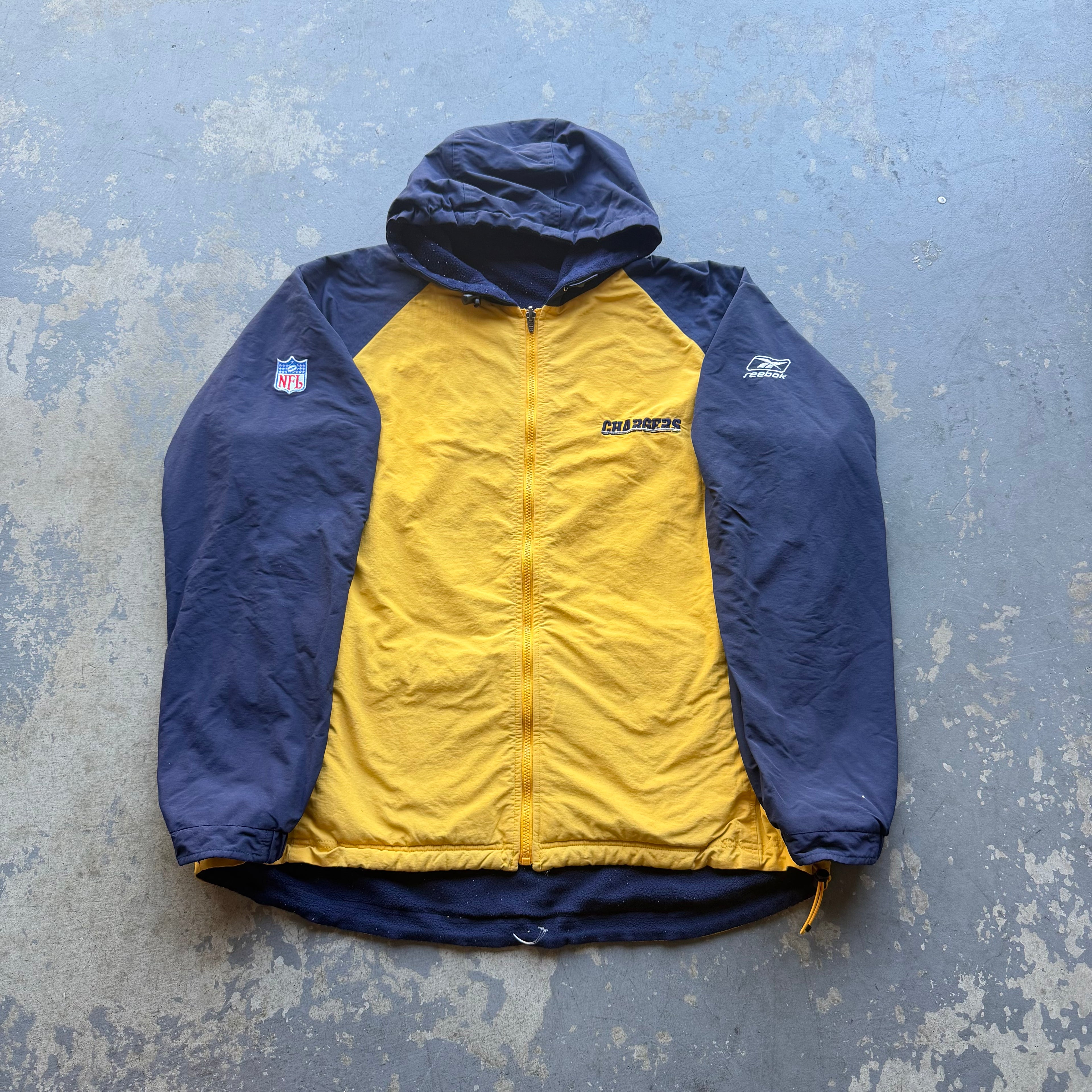 00'S CHARGERS REVERSIBLE REEBOK JACKET (XL)